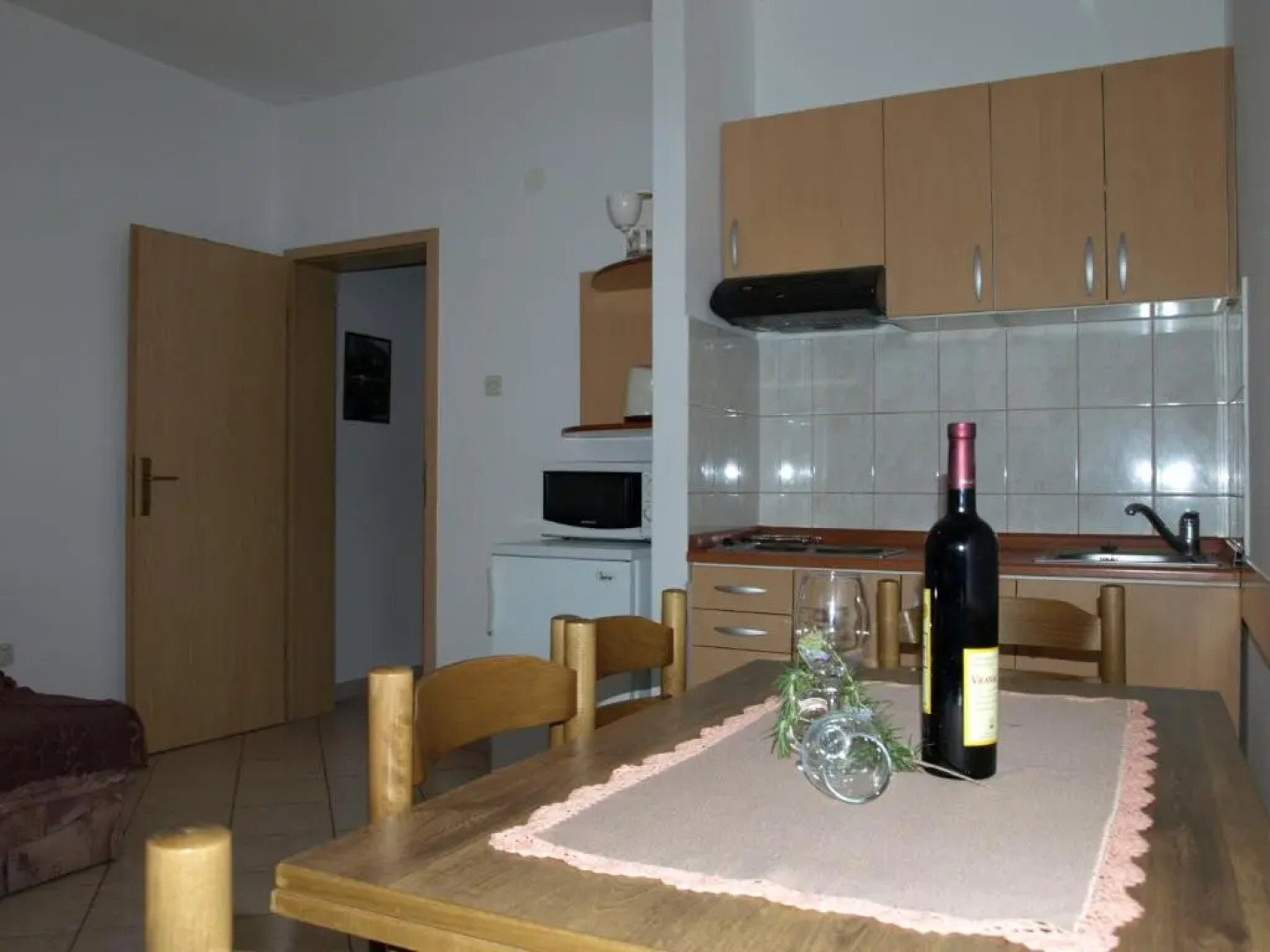 Apartments Ljilja sea view