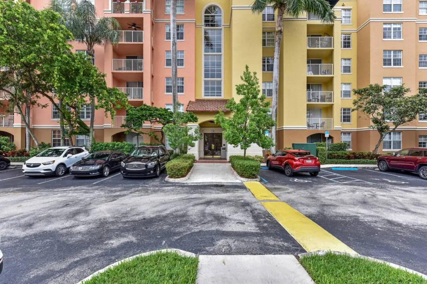 Aventura Apartment in Aventura