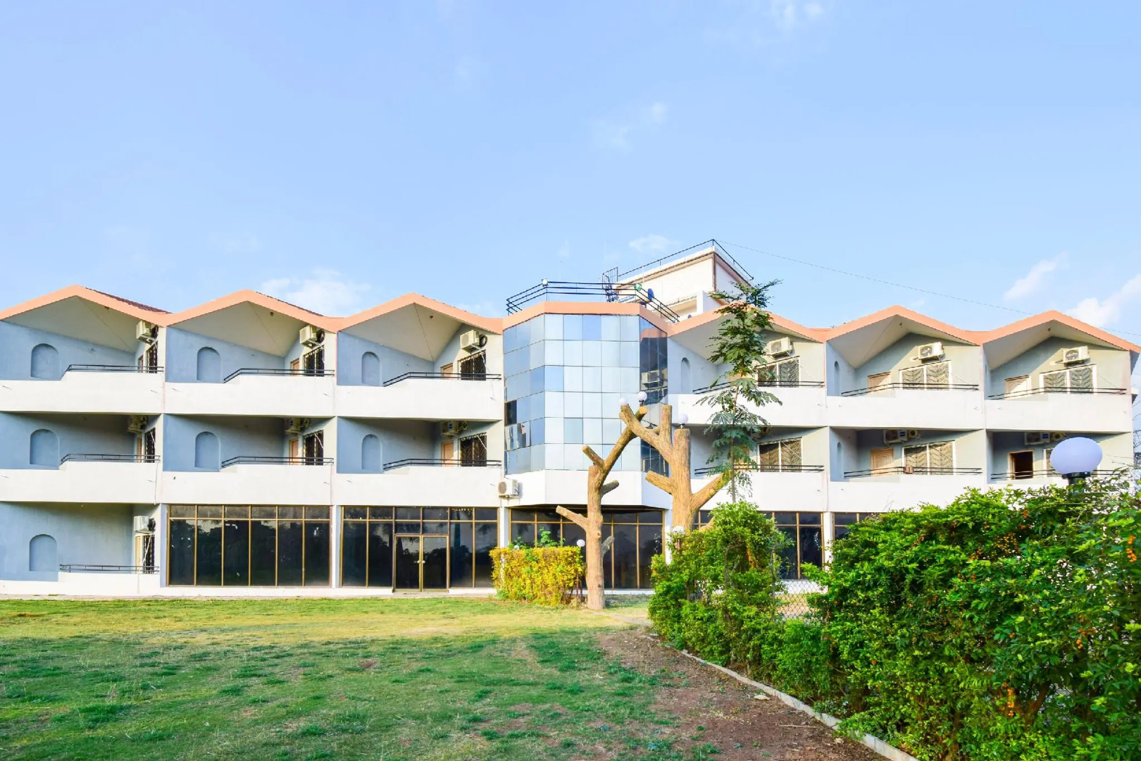 OYO 65197 Green Woods Resorts