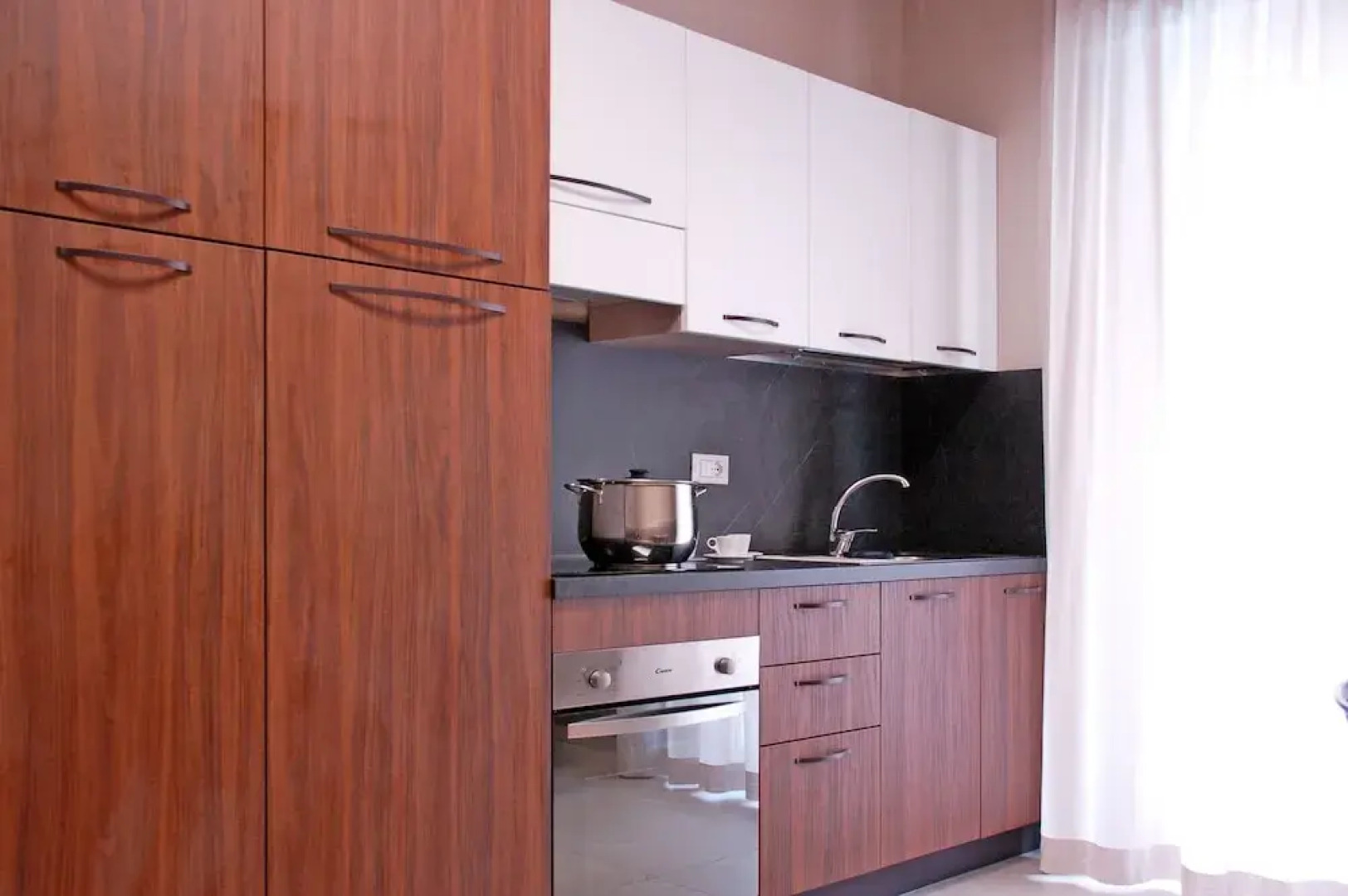 Marconi Seaside Residence Pool Wifi