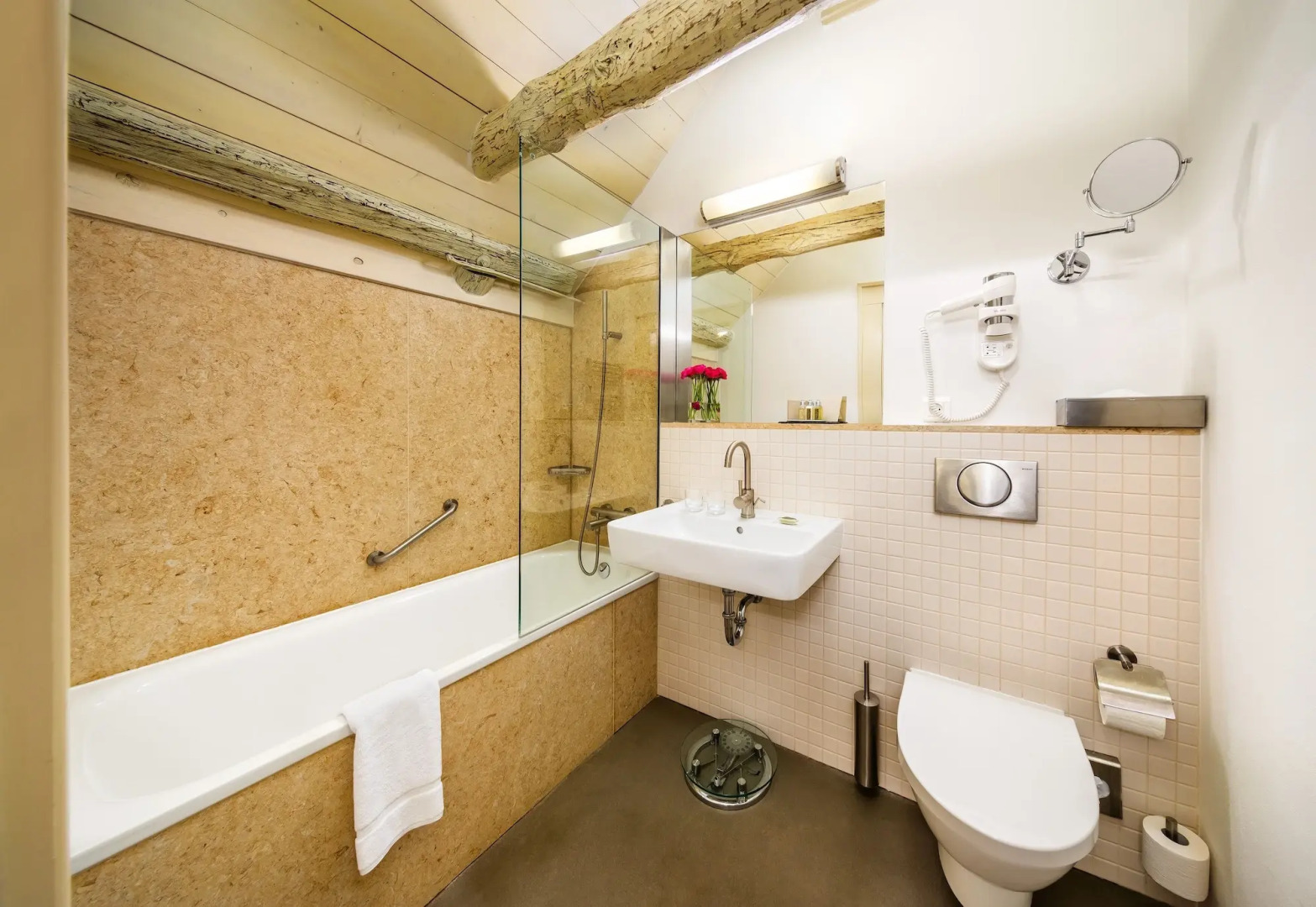 Bellevue Hotel Benešov