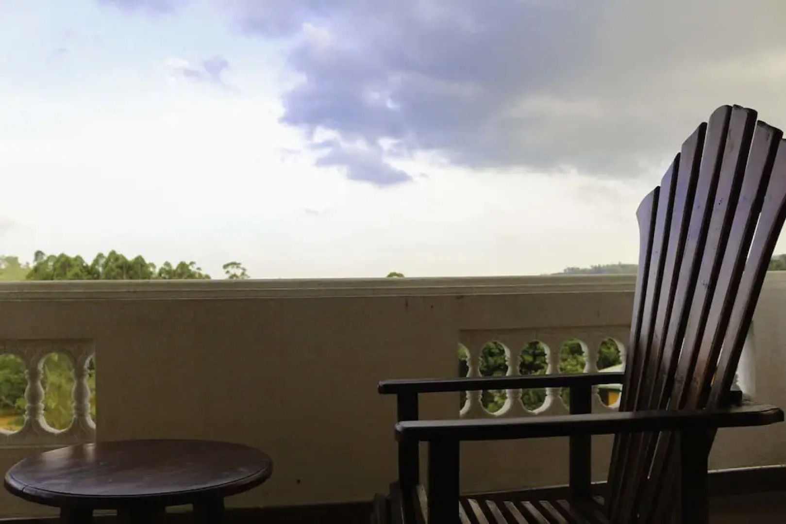 Yoho King Garden View Hotel