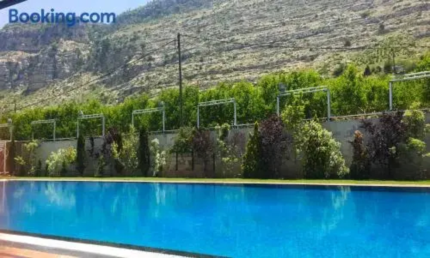 Master's Hotel - Ehden