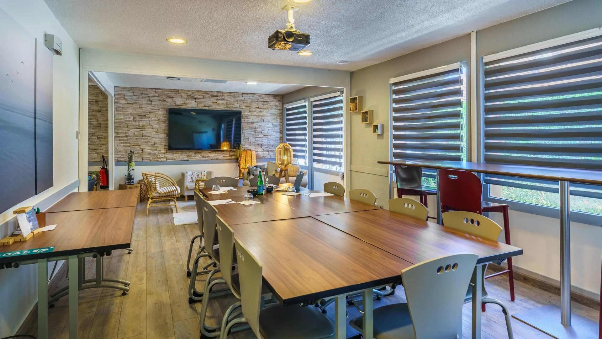 Campanile NATURE - Dijon Est Saint-Apollinaire