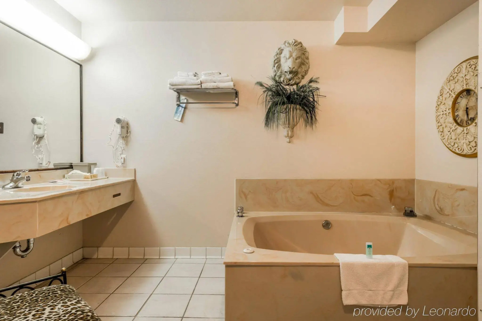 Quality Inn & Suites Manitou Springs at Pikes Peak