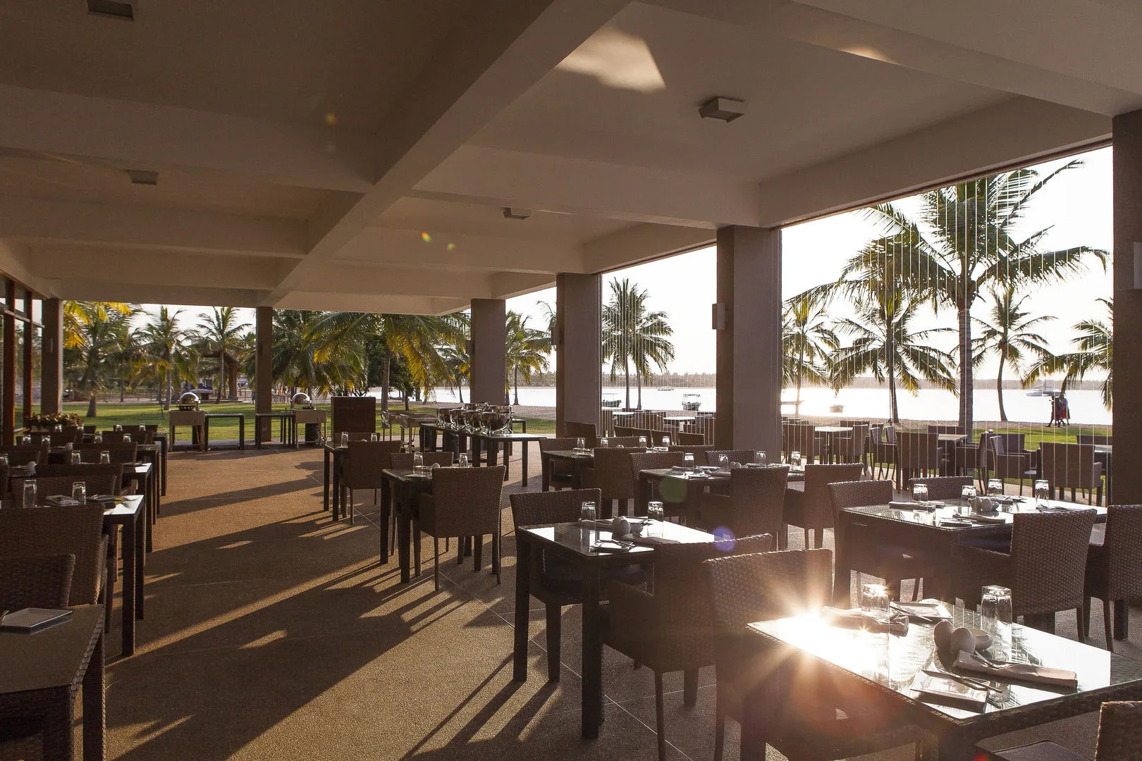 Курортный отель Amaya Beach Pasikudah