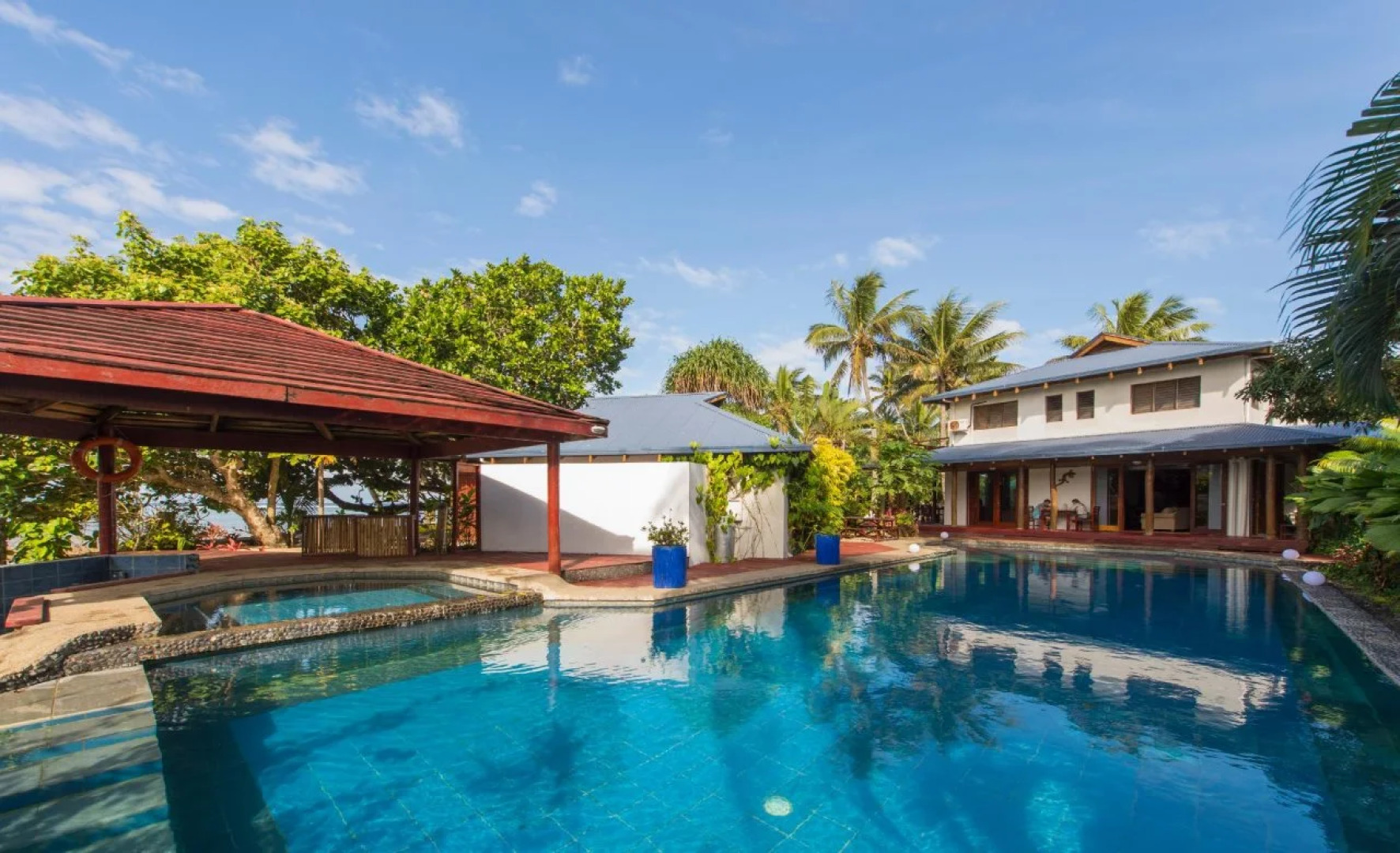 deVos - The Private Residence