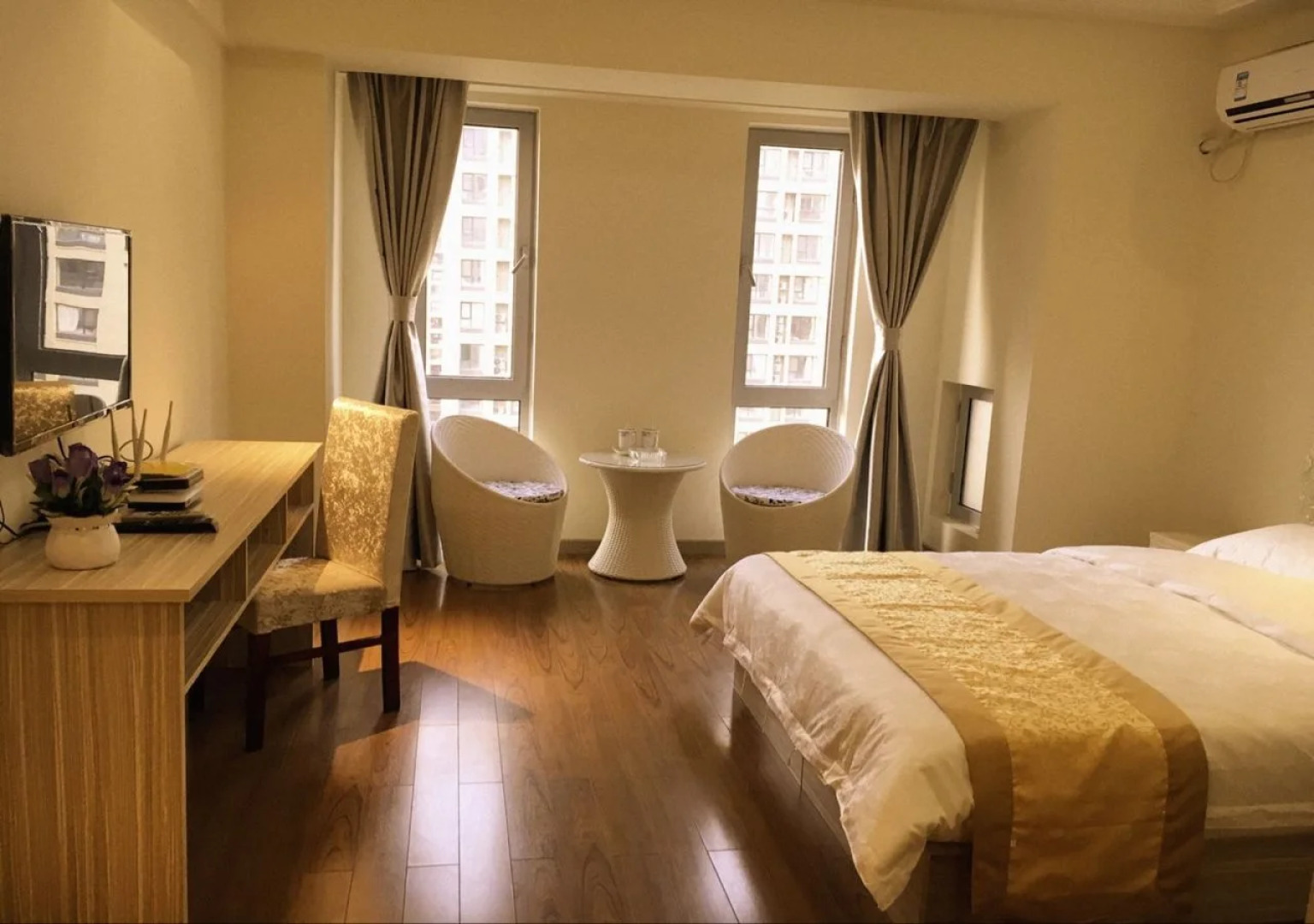 Shanghai Shang Pin Yuan Service Apartment