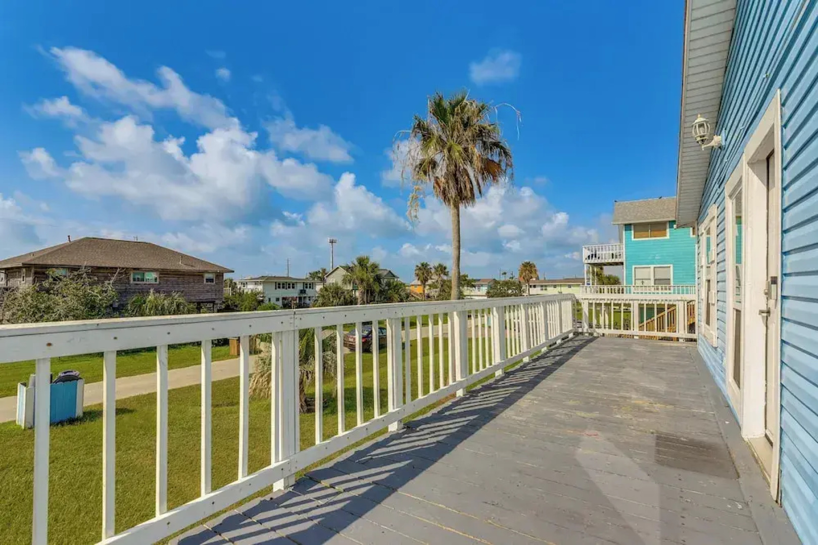 Walk to Beach & State Park: Texas Gulf Coast Home