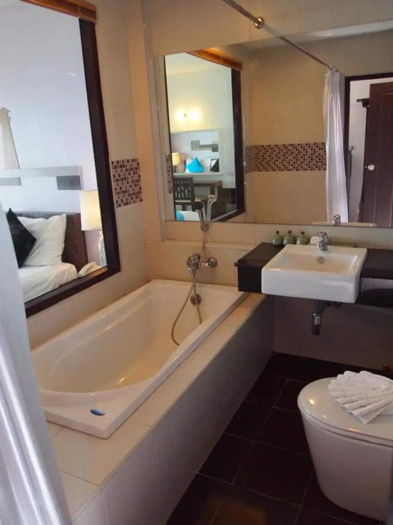 Fanari Khaolak Resort (Fanari Seafront Wing)