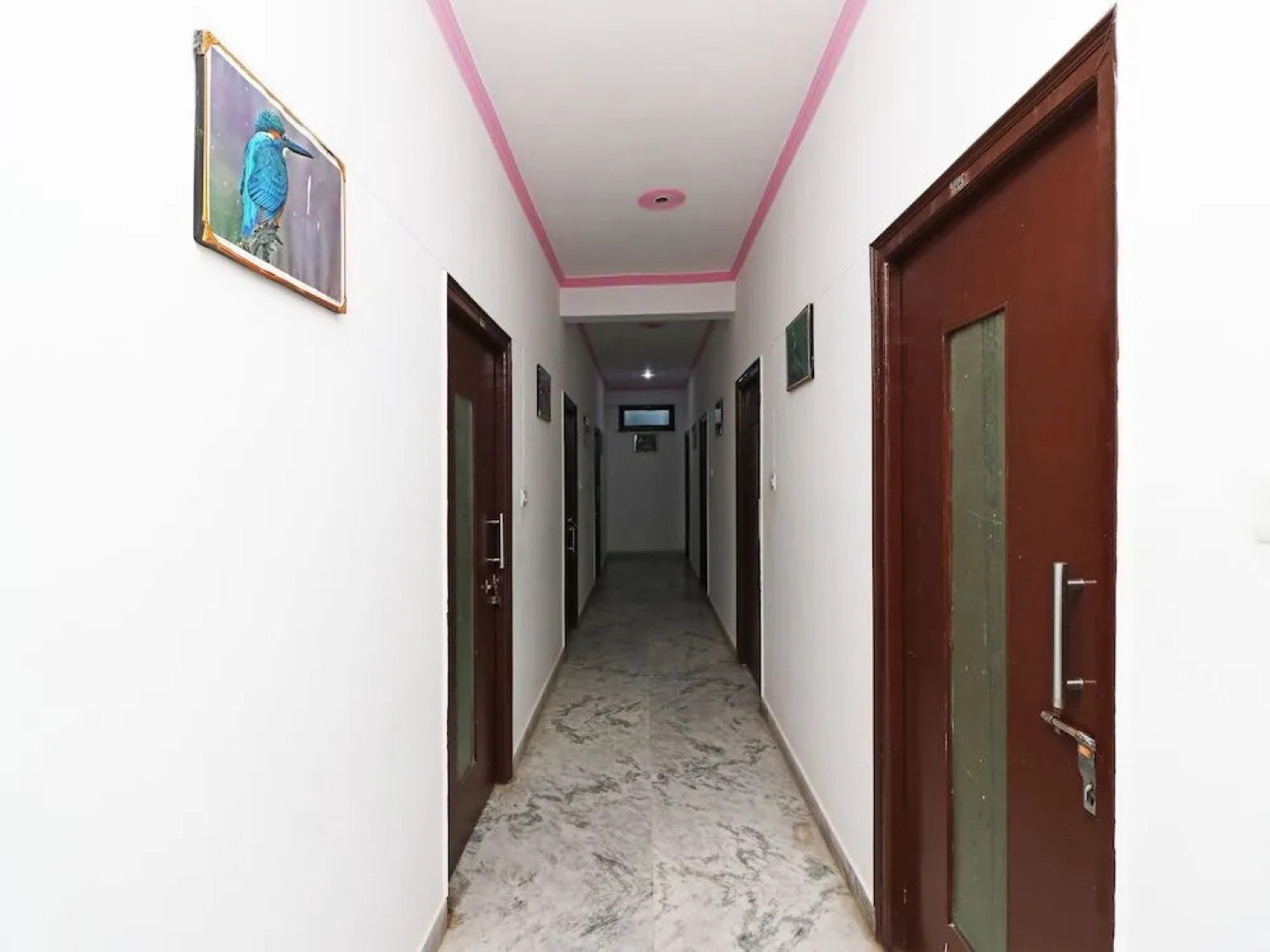 Oyo 22015 Hotel Lakshya Palace