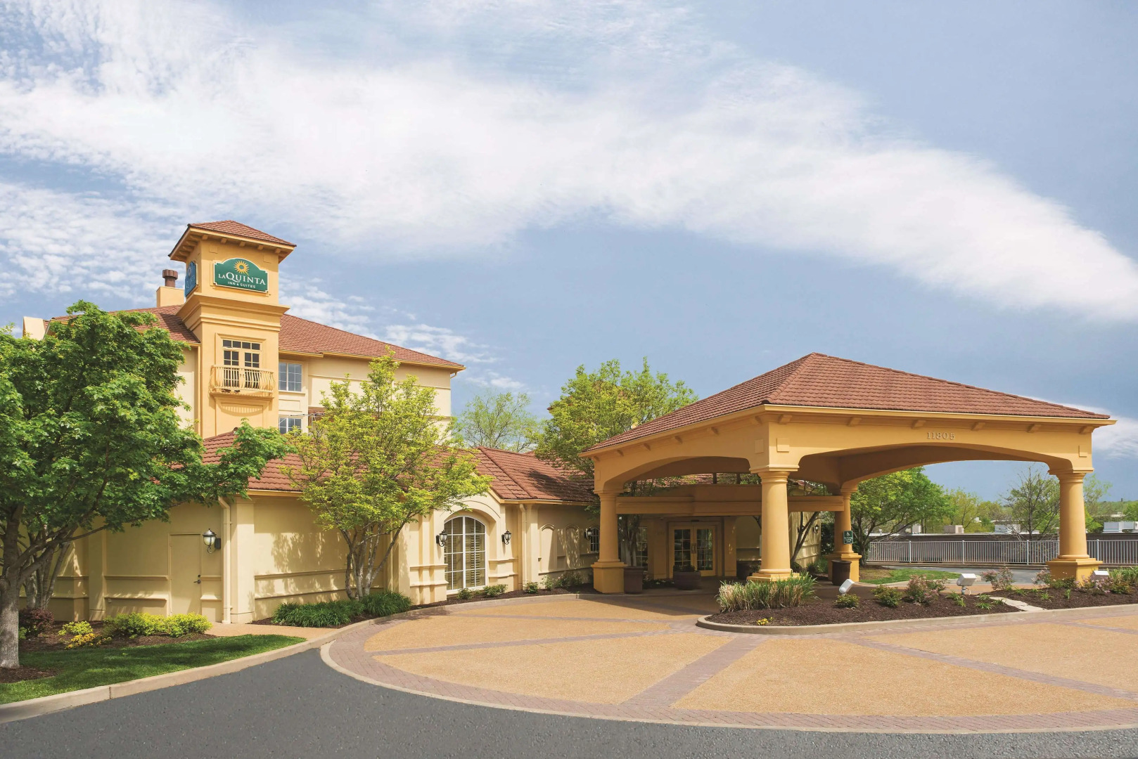 La Quinta Inn & Suites by Wyndham St. Louis Westport