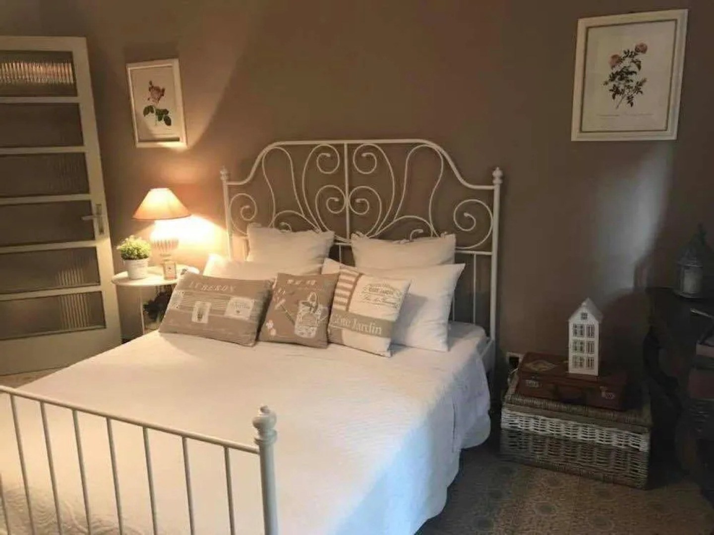 Villa House and Garden B&B