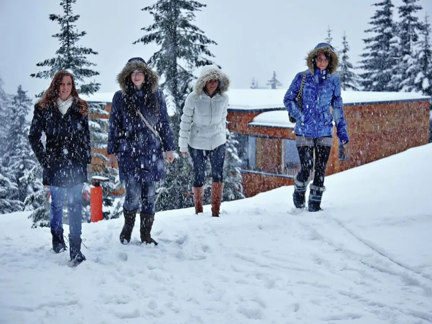 Classy Apartment With Infrared Sauna, Balcony and Garage