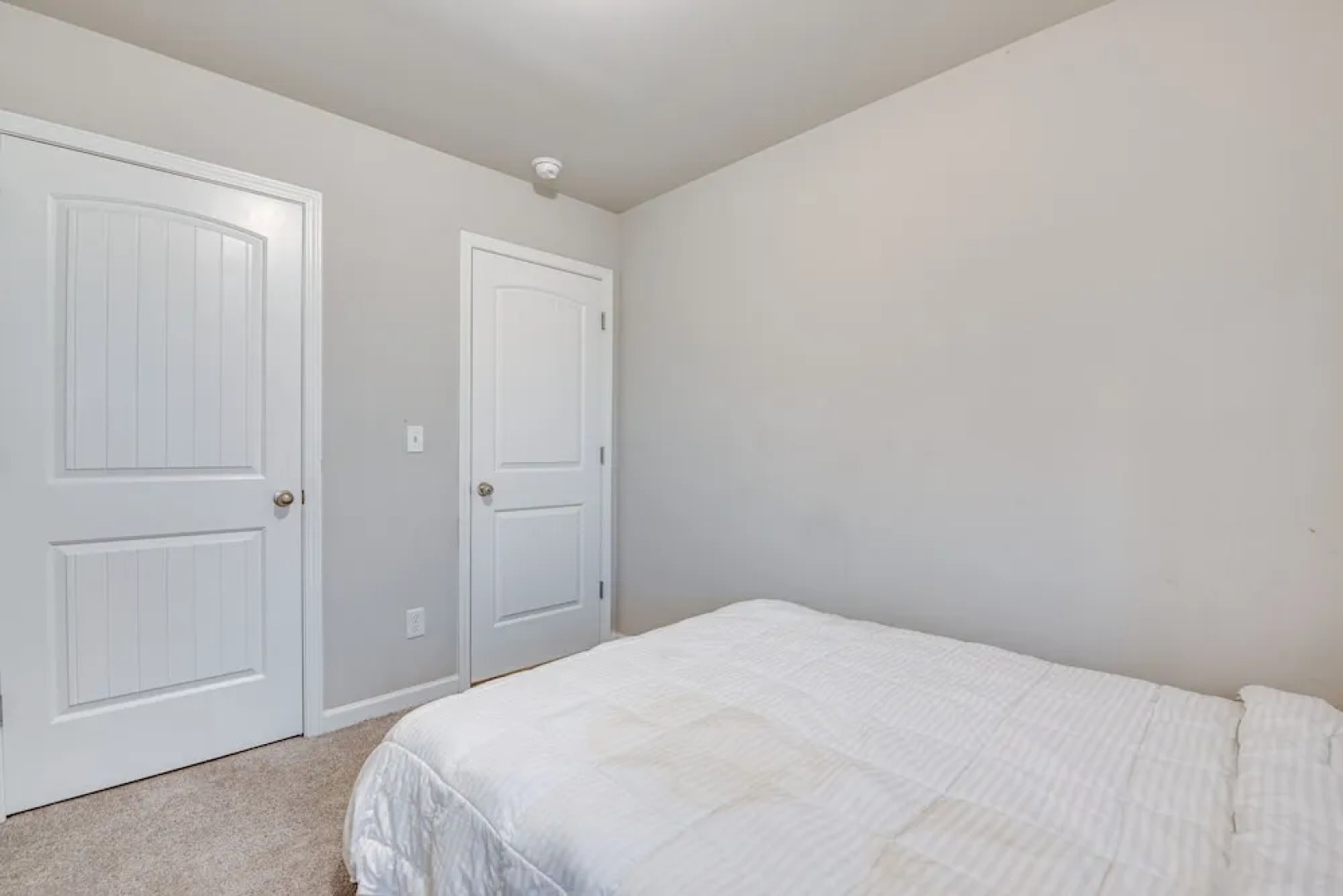 Union City Townhome: 17 Mi to Downtown Atlanta!