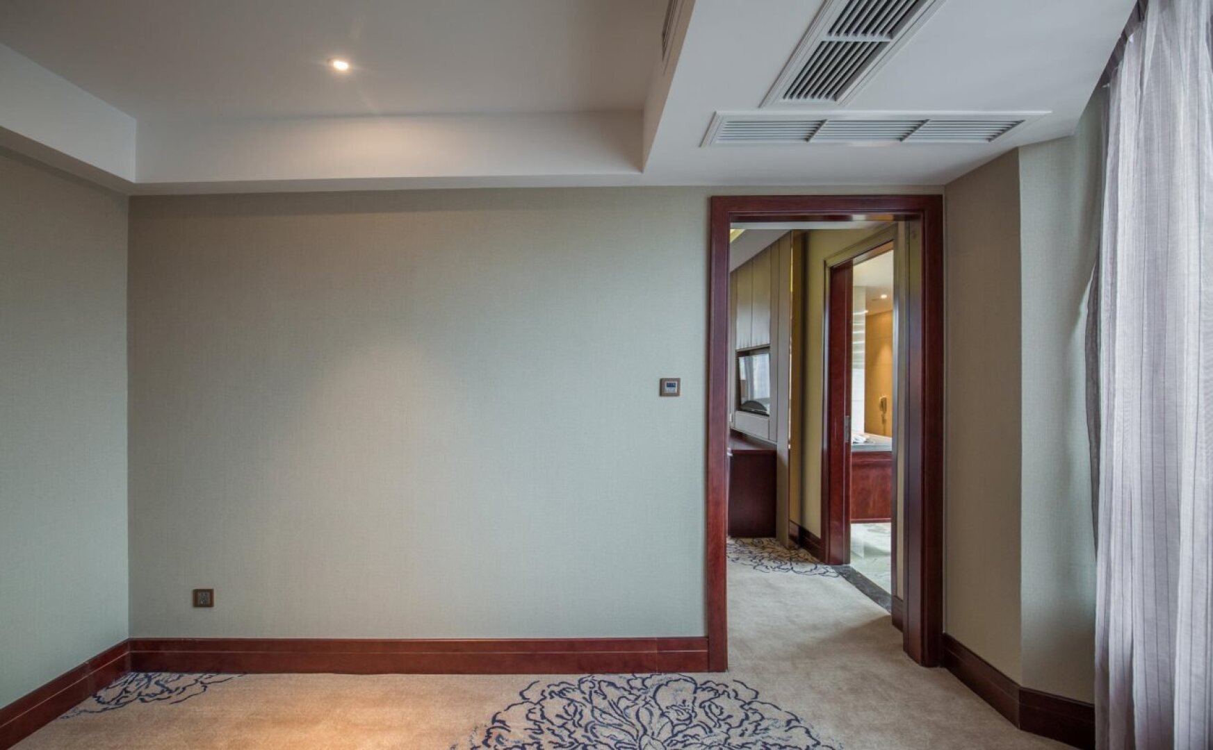 Zhouyi International Hotel