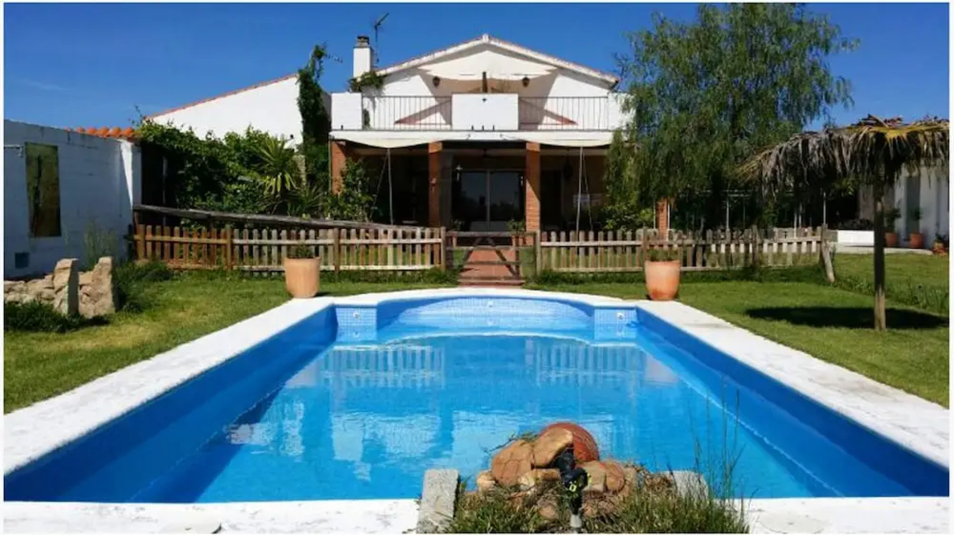 Villa With 8 Bedrooms in Mirandilla, With Wonderful Mountain View, Pri