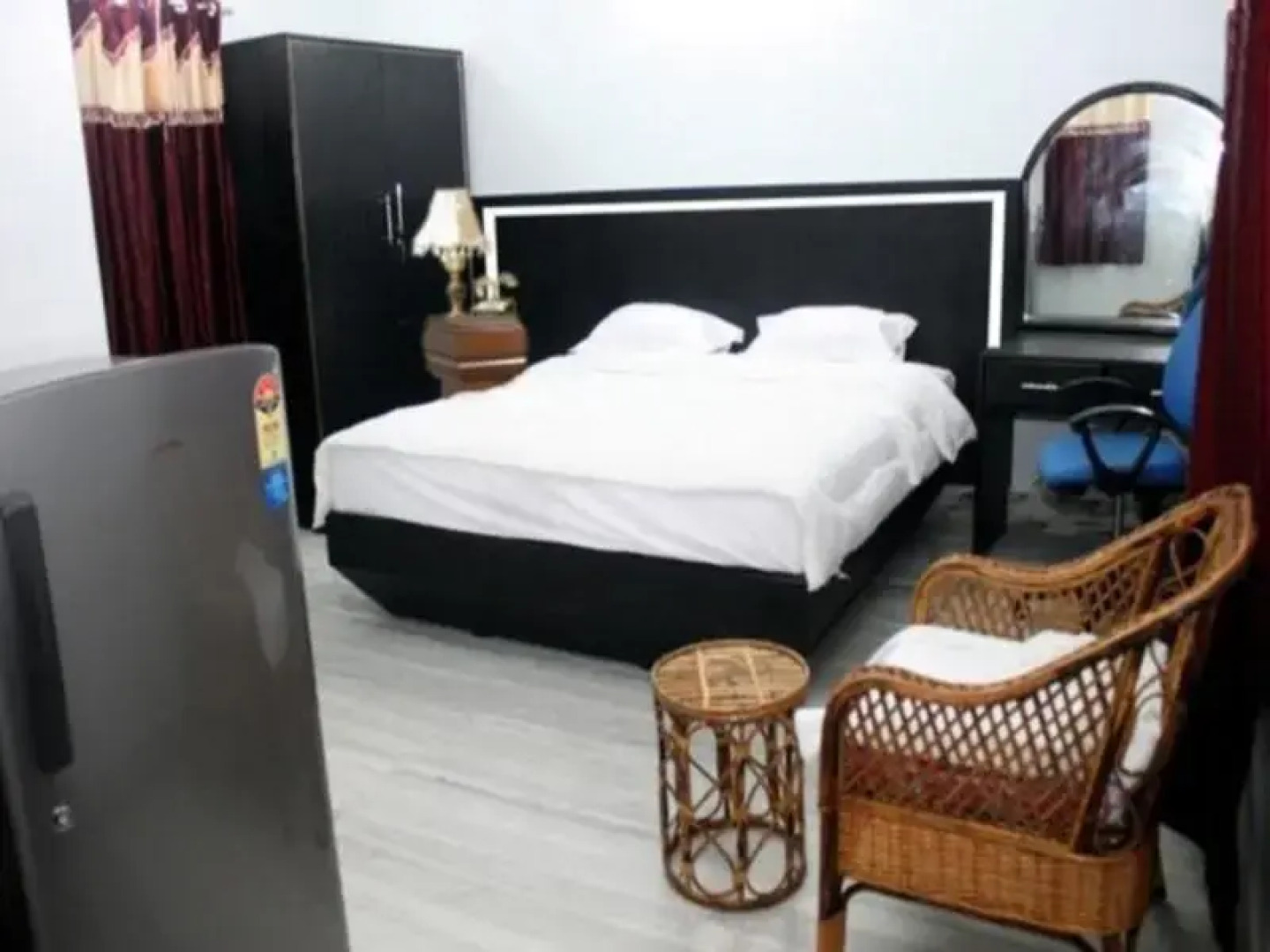 Idol Paradise Bed & Breakfast