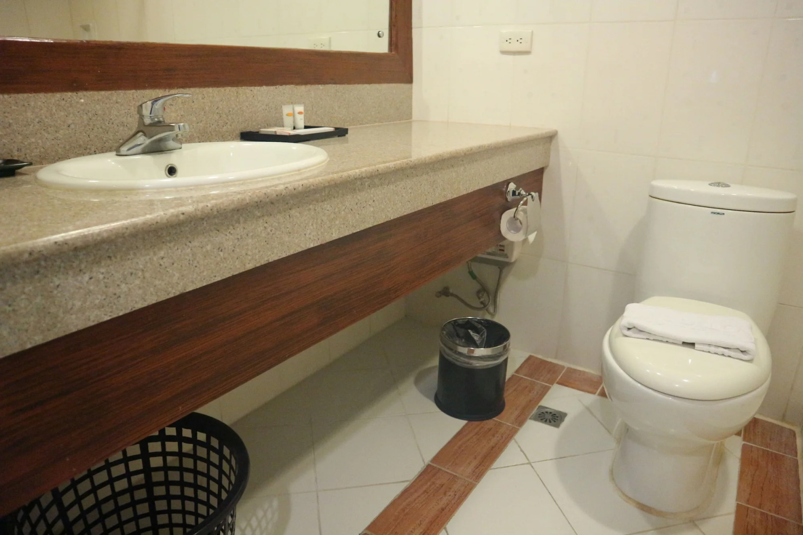 Iloilo Business Hotel