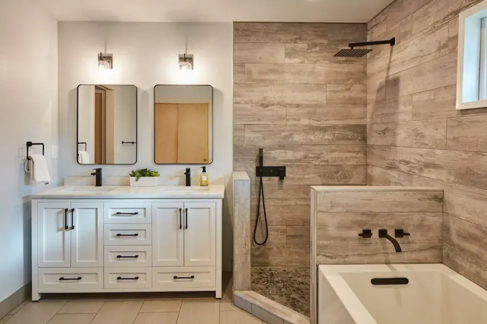 Bed & Barrel at Stonehouse Cellars