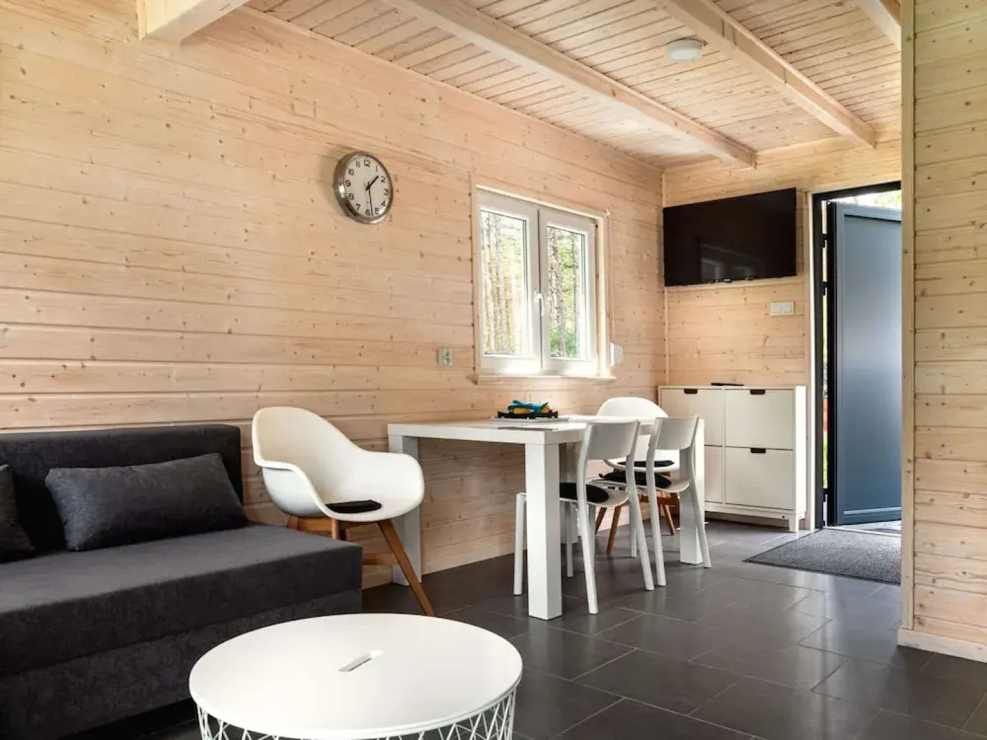 Apartment in Miedzywodzie Near the Beach