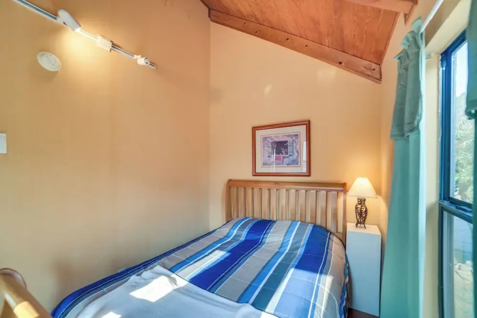 Rustic Reliance Cabin: Fly Fish the Hiwassee River