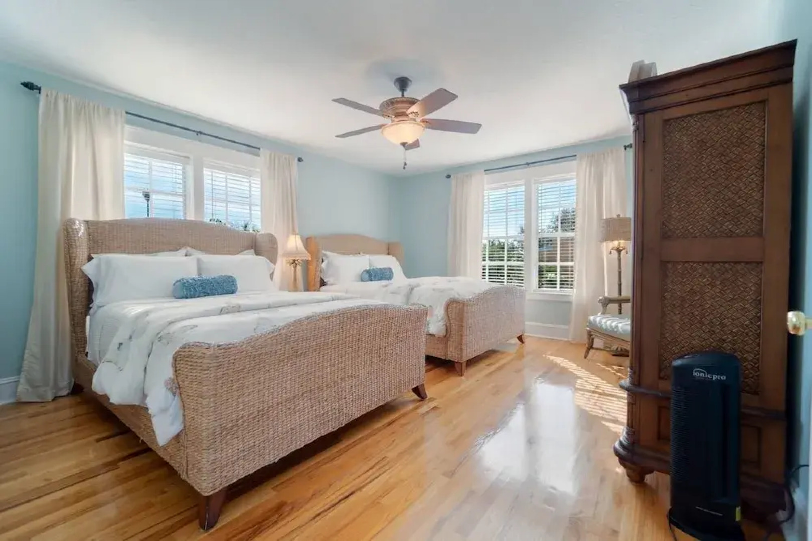 Charleston House, Beach, Shops & Restaurants, Downtown, The Square, Pool