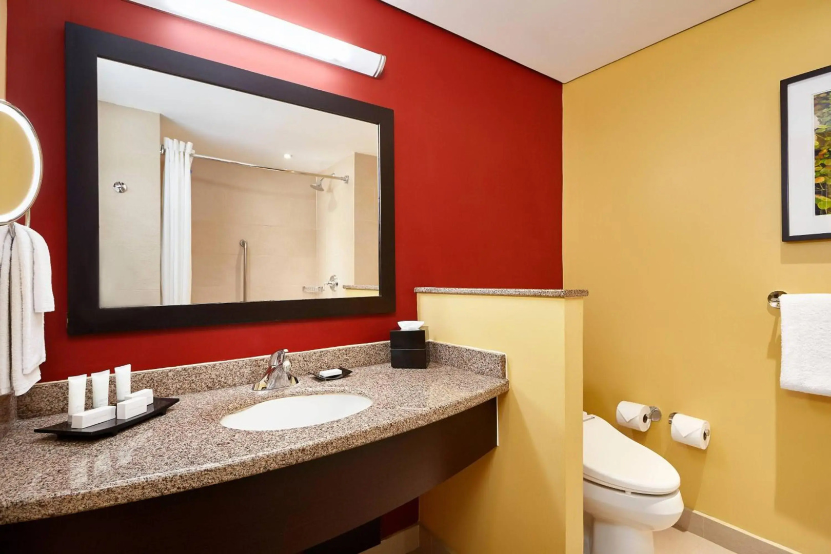 Courtyard by Marriott Leon at the Poliforum