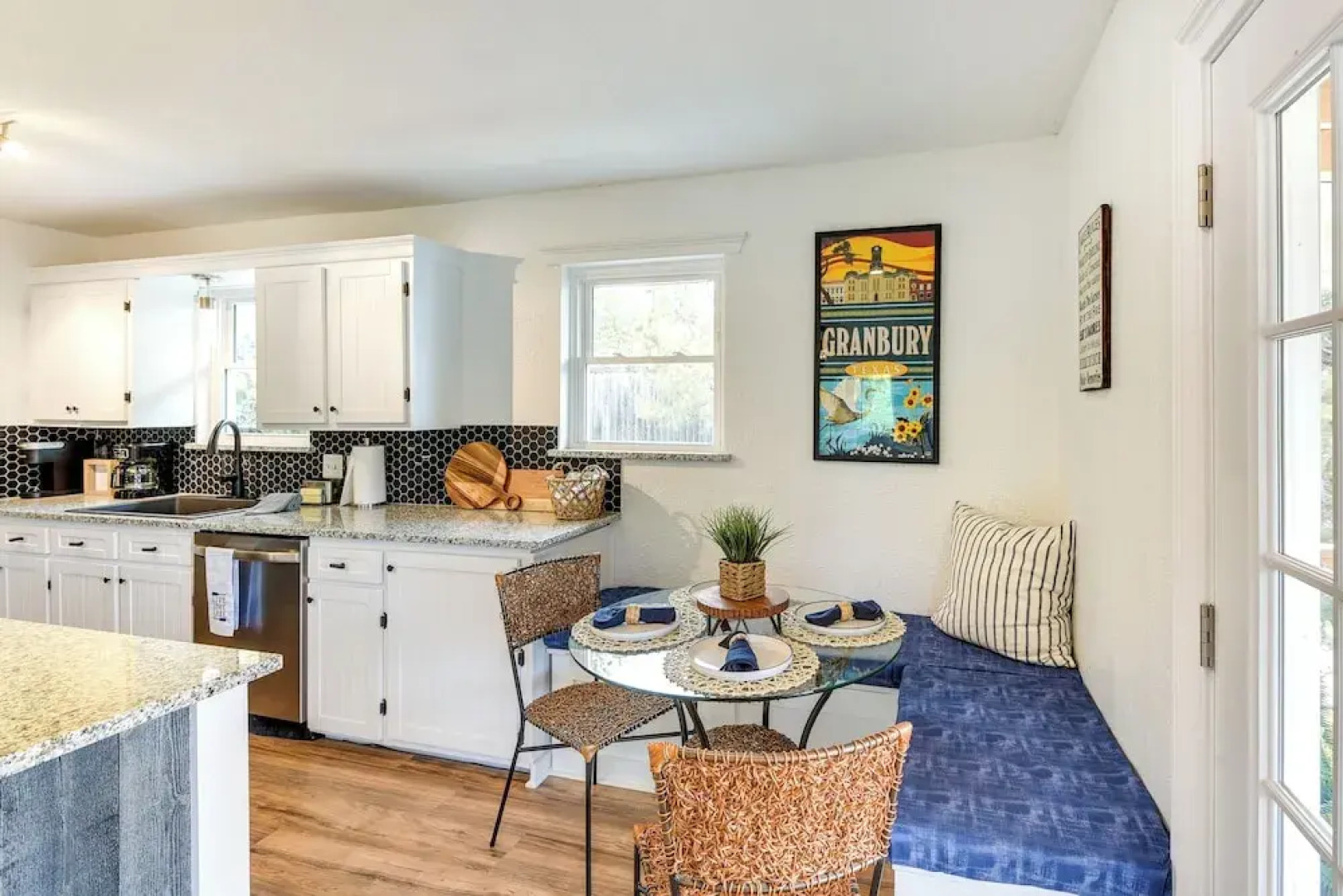 Waterfront Escape on Lake Granbury: Deck & Patio!