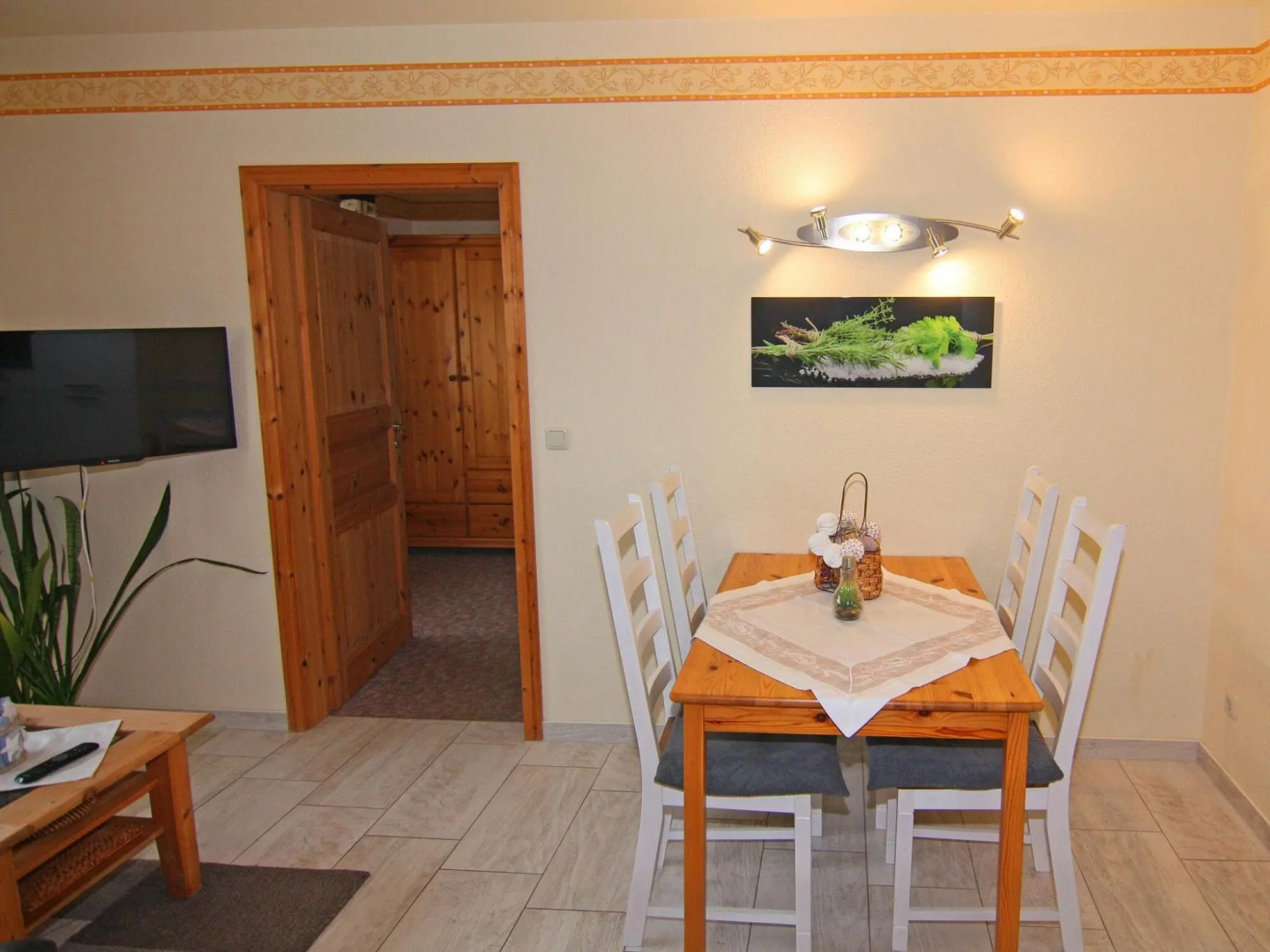 Apartment house, Lütow