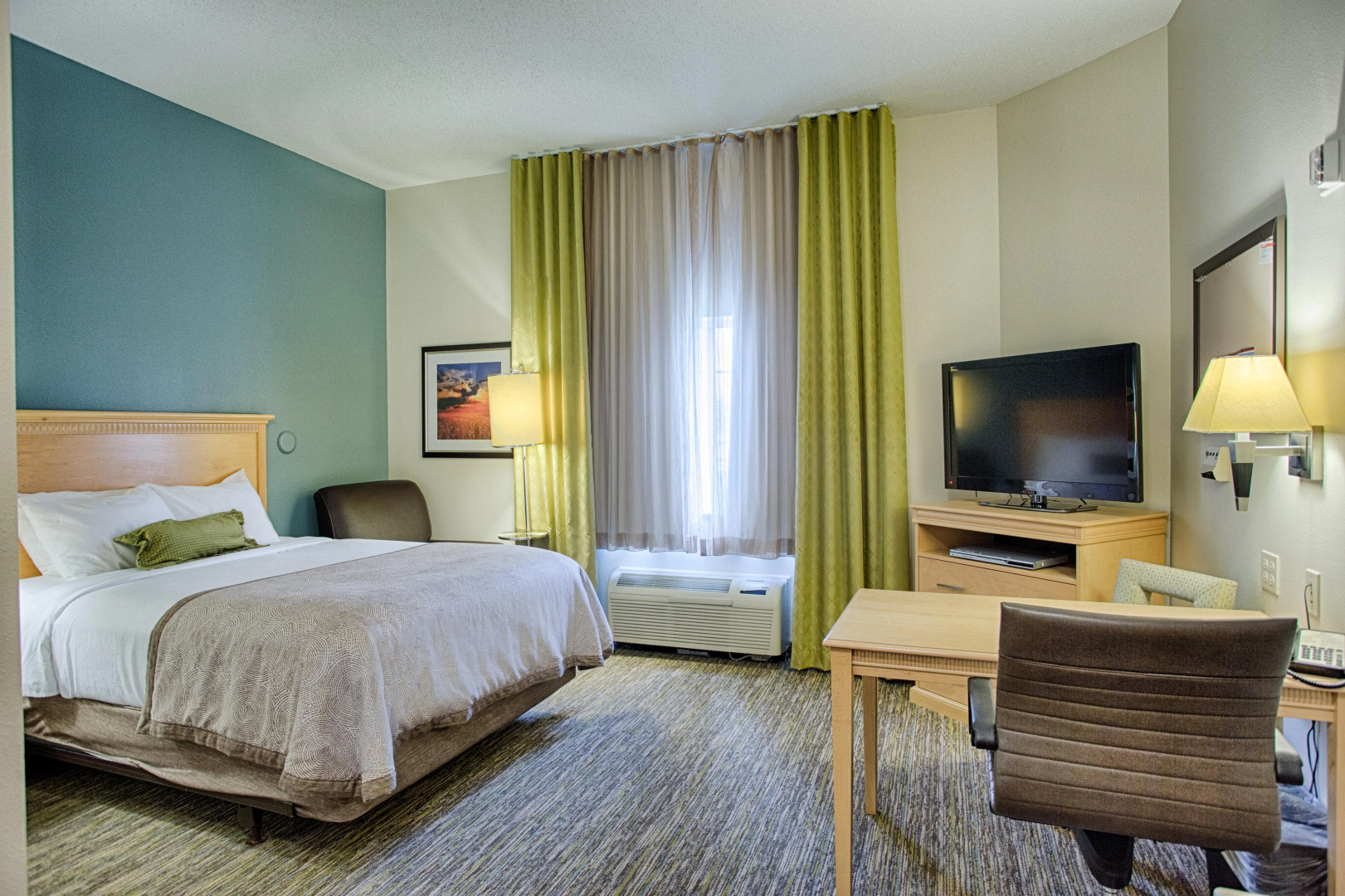 Candlewood Suites Fargo-N. Dakota State University by IHG