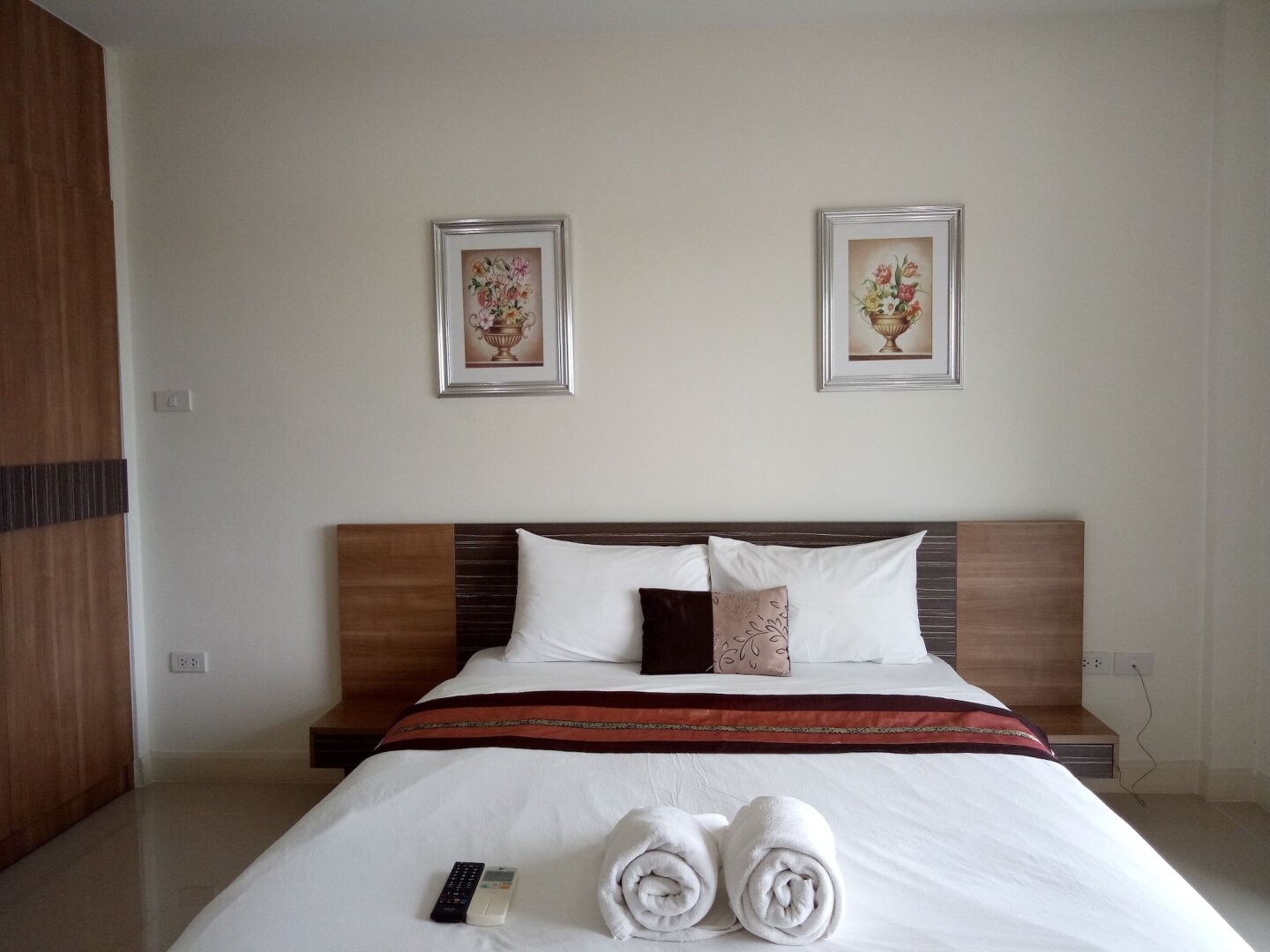 Privacy Residence Lopburi