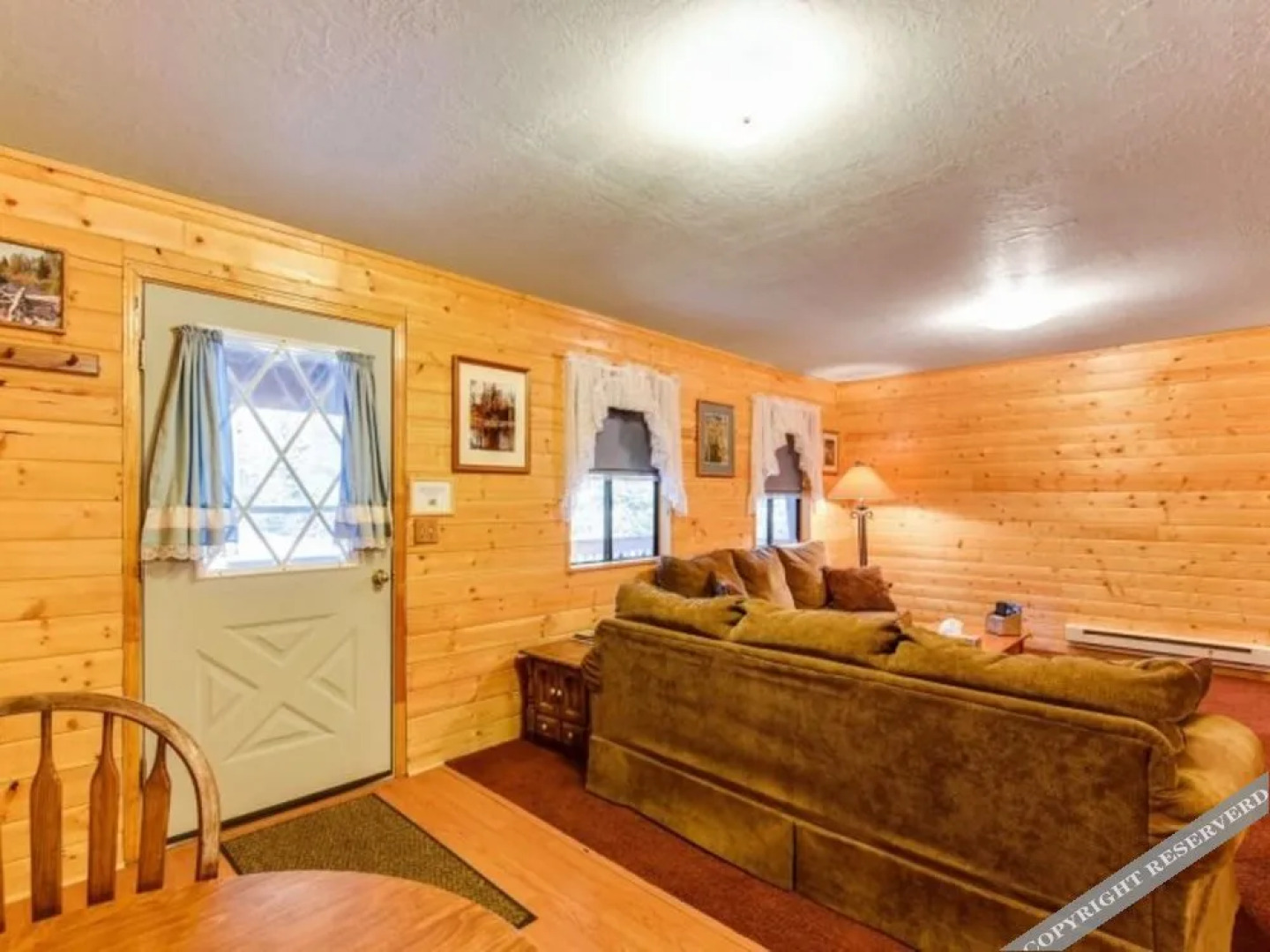 The Pit Stop Sleeps upto 10 people by RedAwning