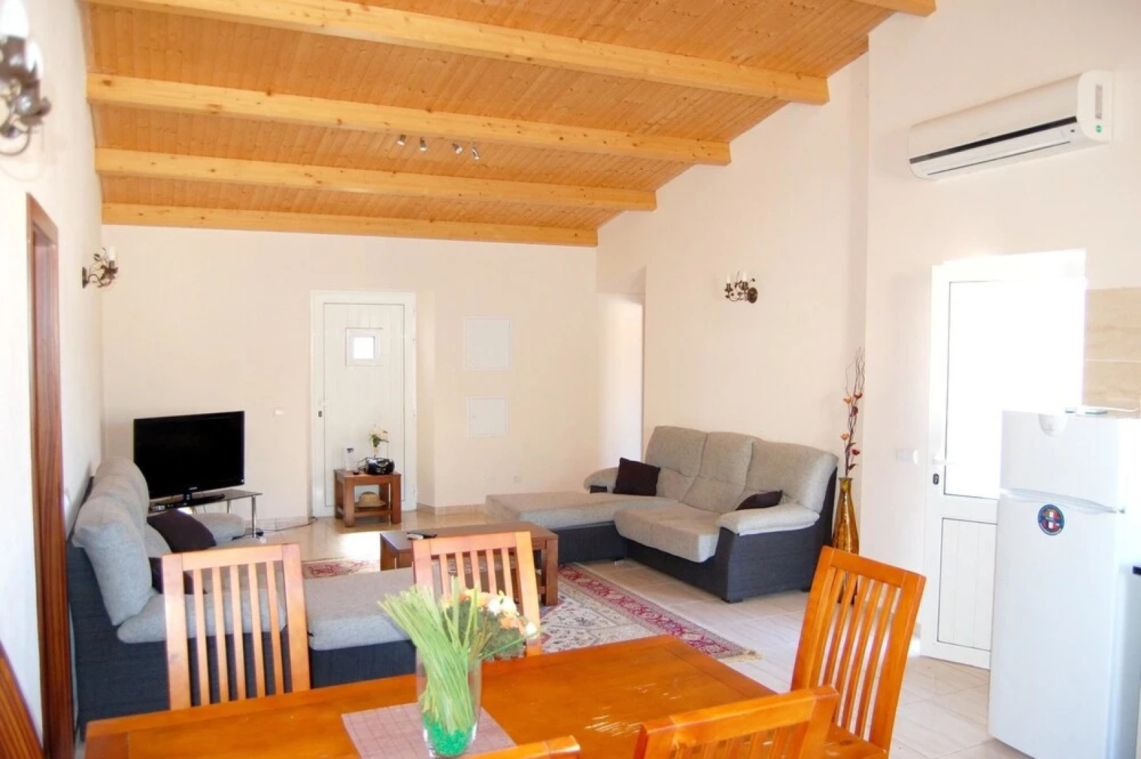 House With 2 Bedrooms in Algoz, With Pool Access, Furnished Garden and
