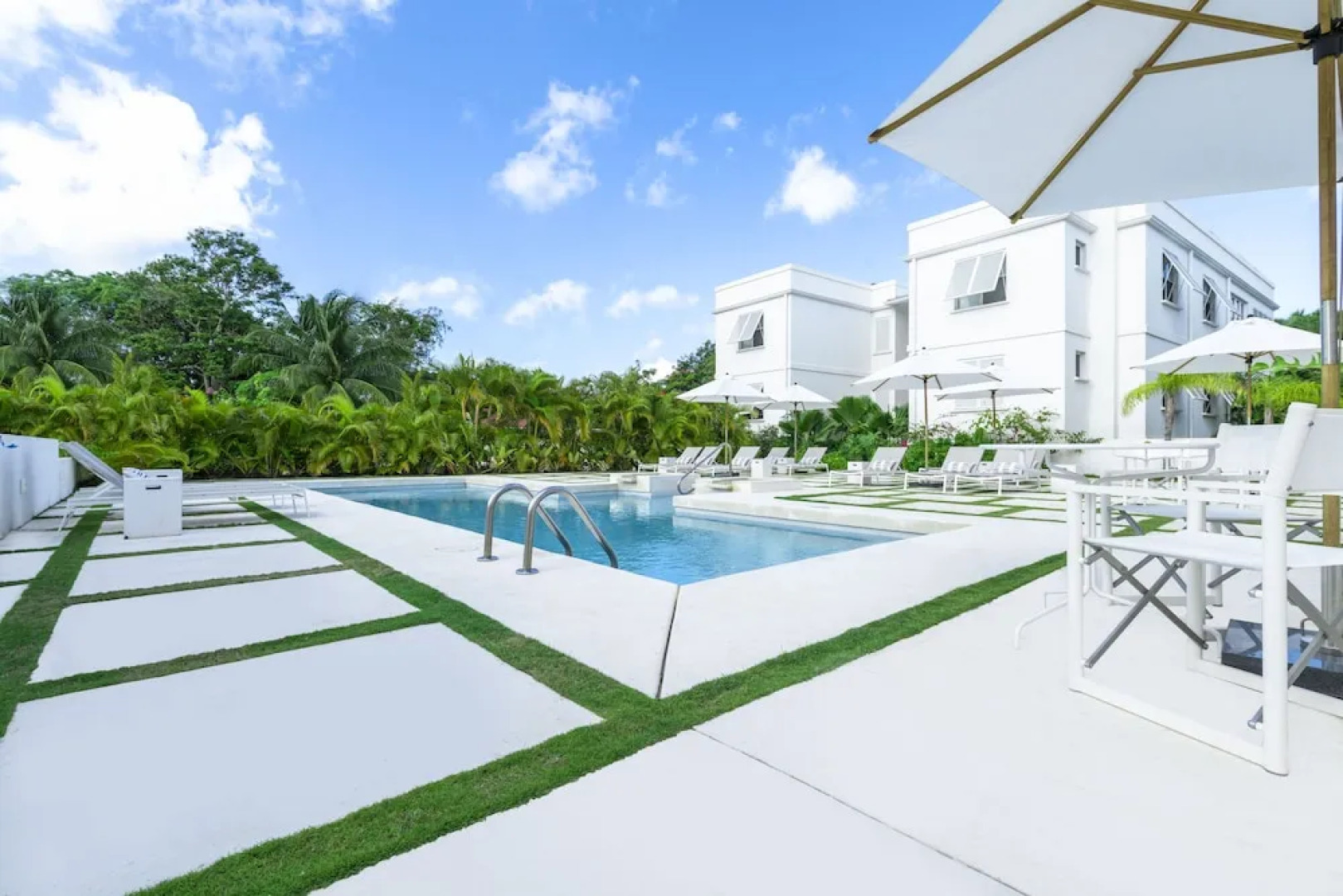 Mullins Grove Luxury Apartments