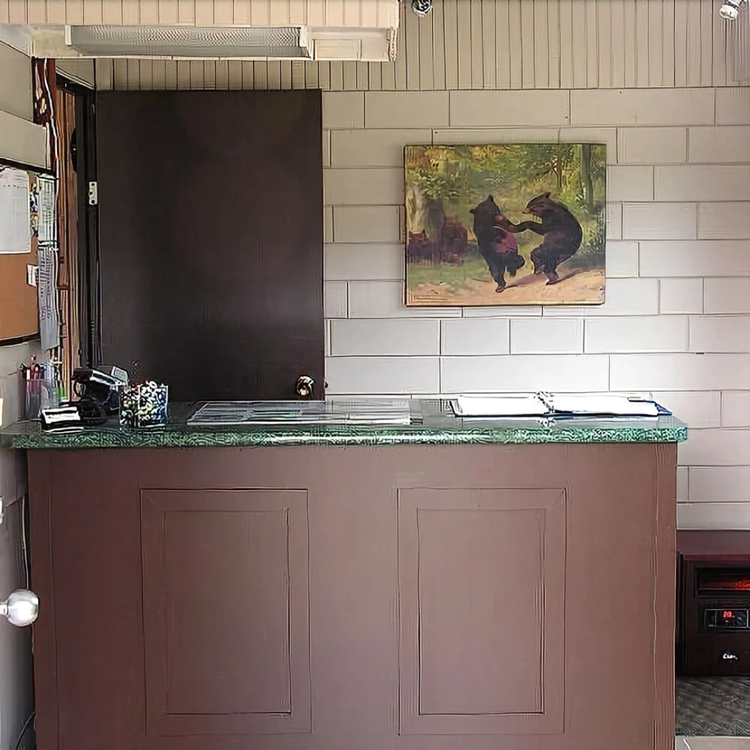 Bell Mountain Motel McBride