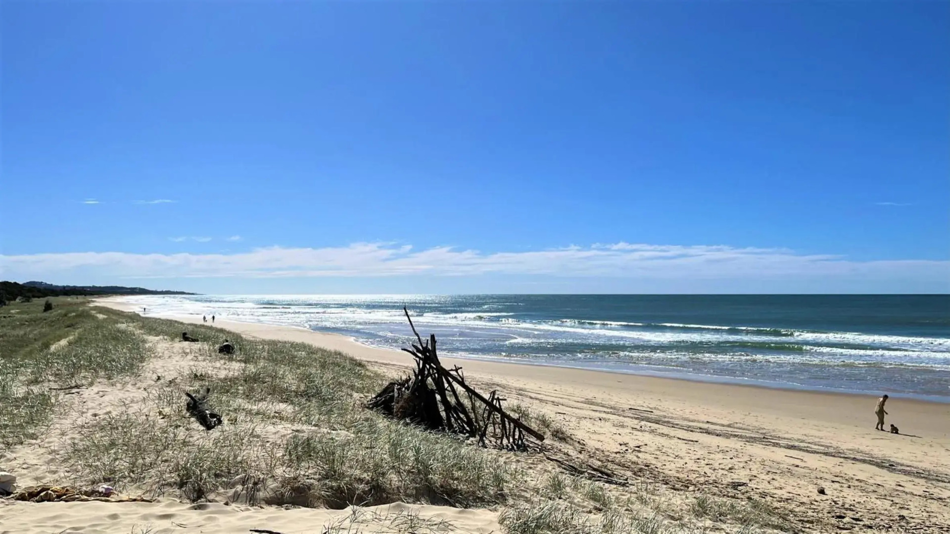 Fresh Beautifully Styled 2 BR Resort Apt at Marcoola