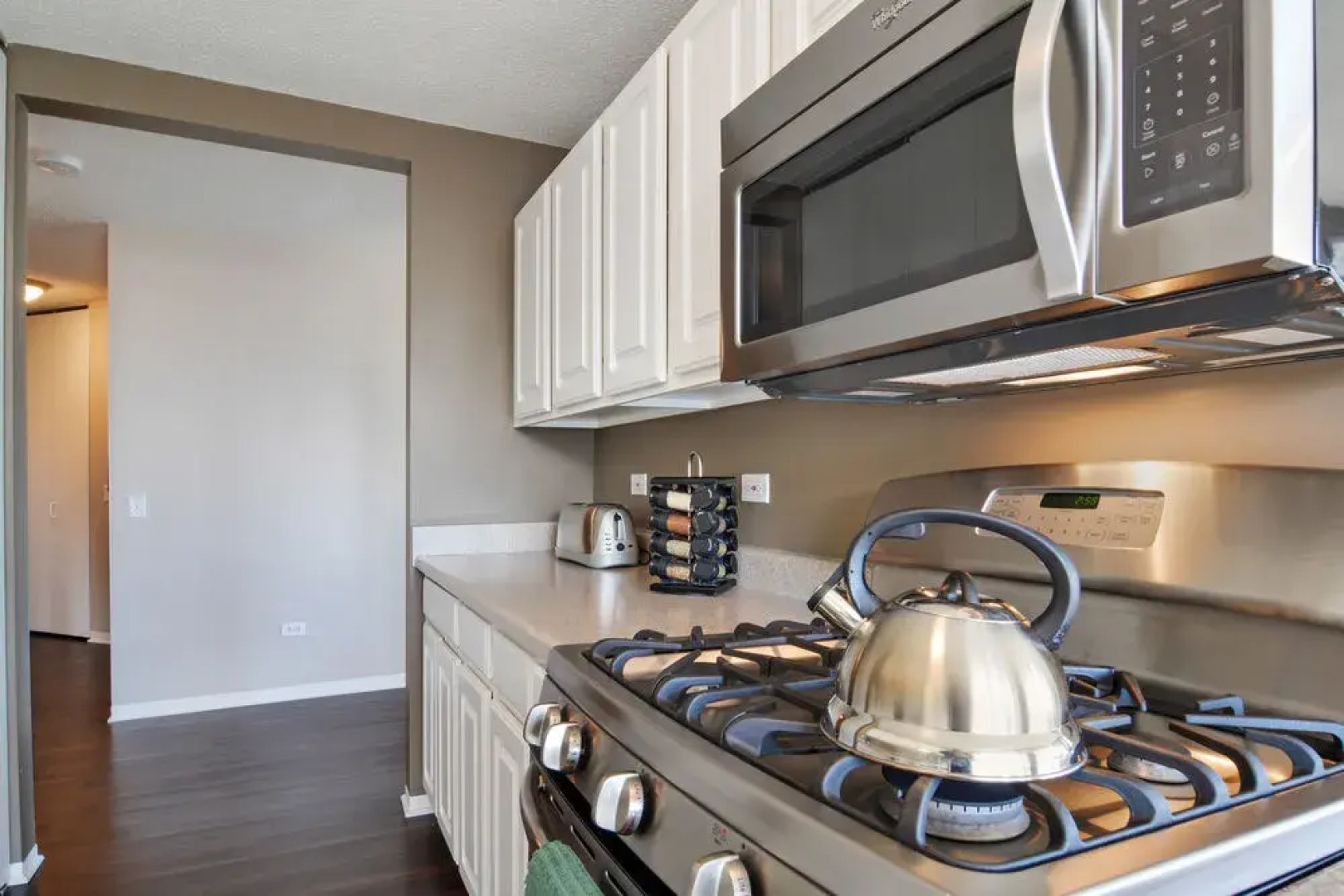 Premier Luxury Suites