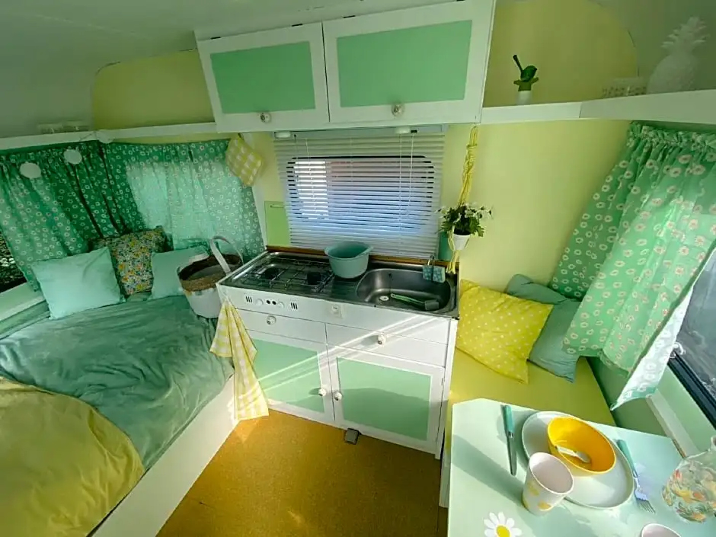 Het Caravannetje B&B - retro glamping