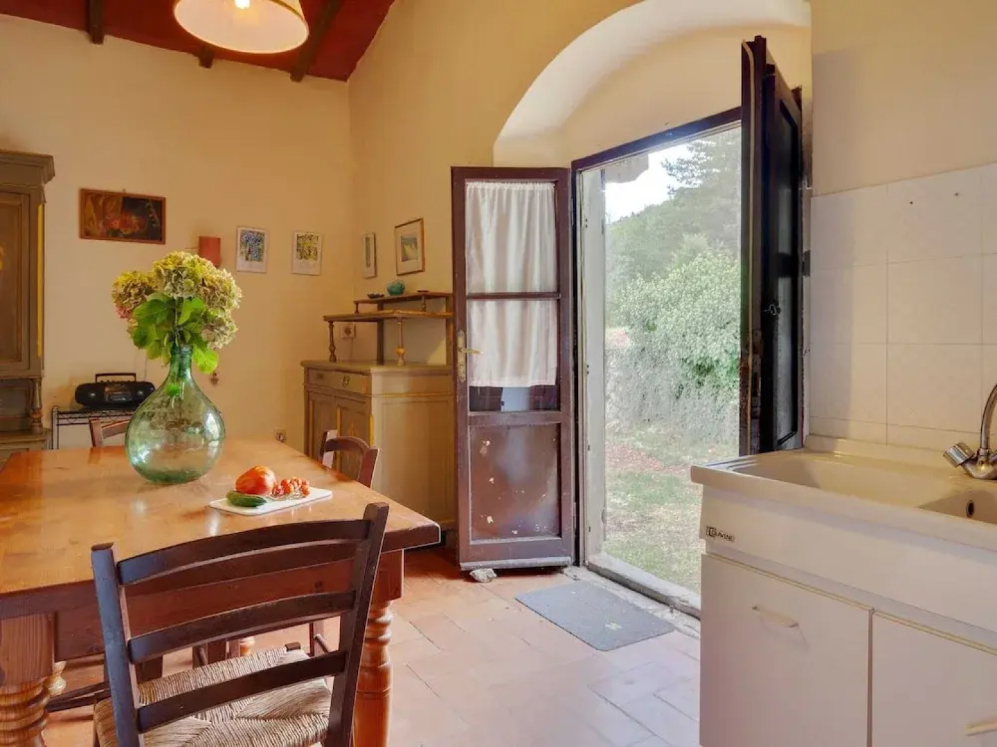 Farmhouse in Castelfranco Piandisco With Garden