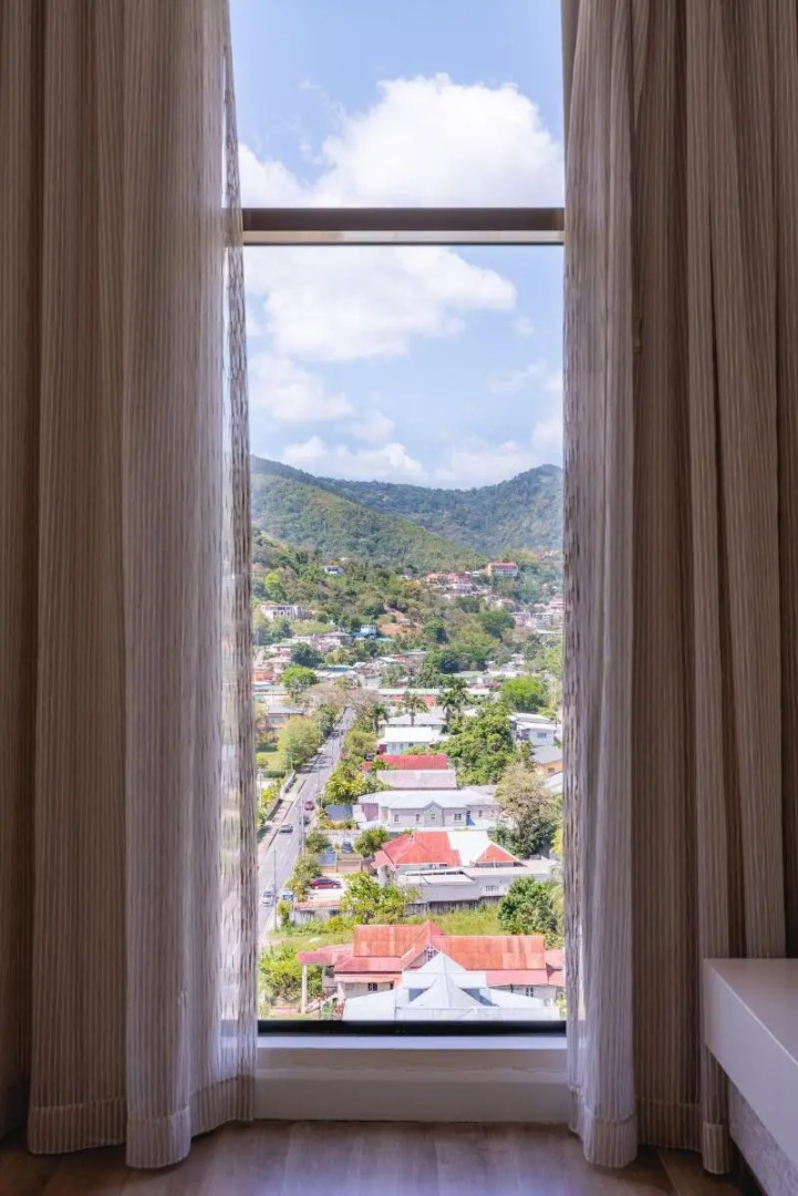 The BRIX, Autograph Collection