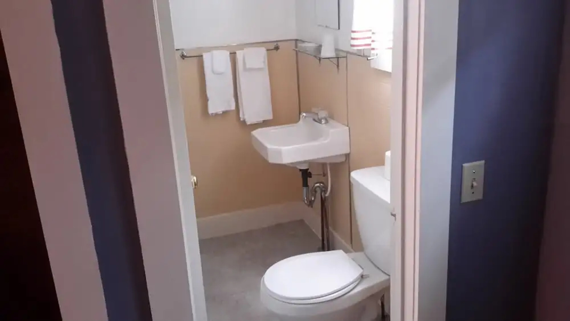 Sunset Mountain Lodge