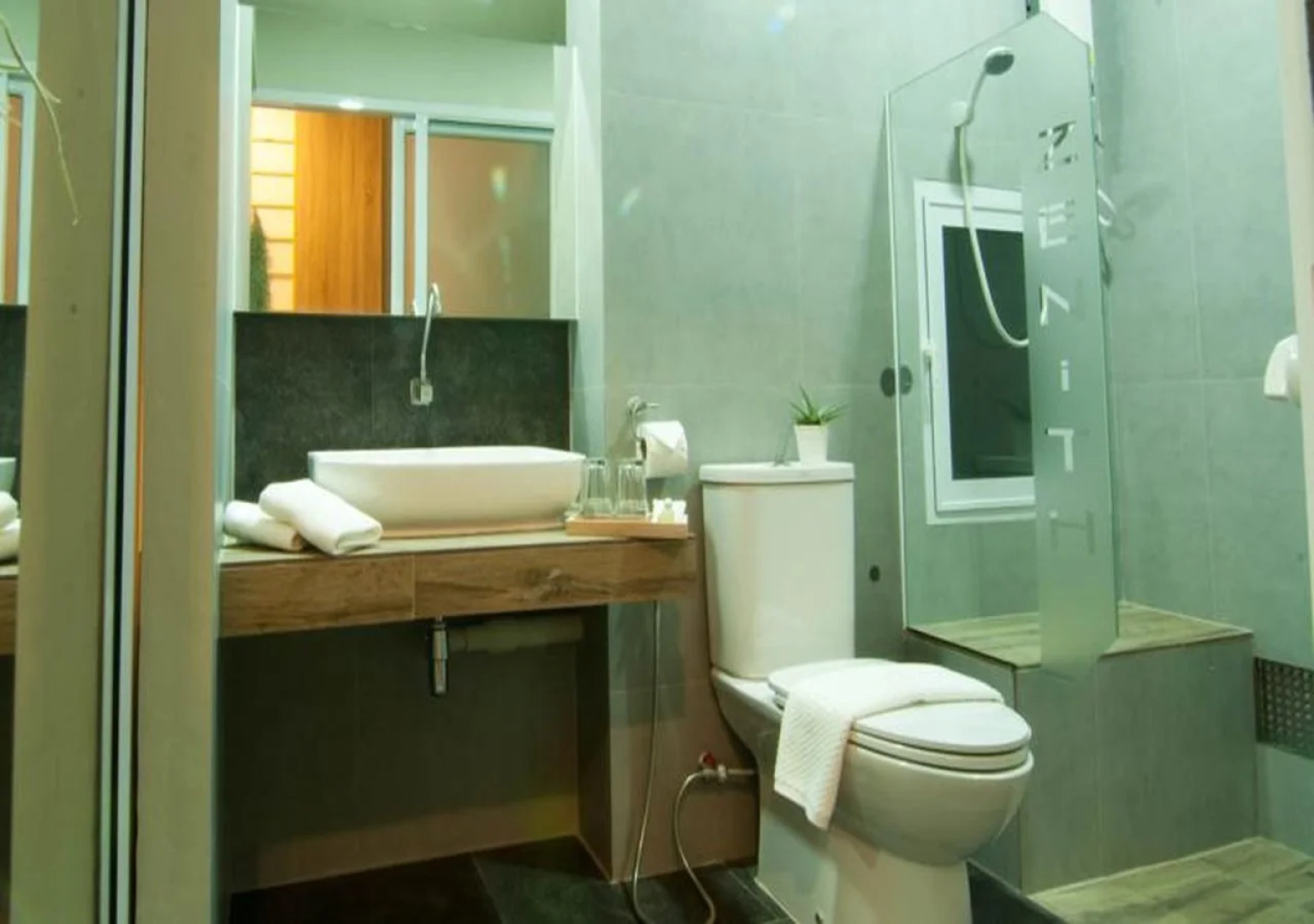 Zenith Residence Hotel