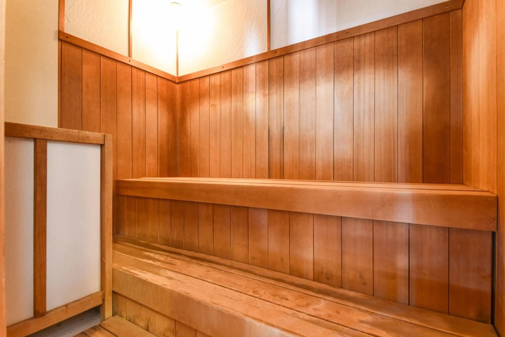 Honjin No Yado Yanagi No Yu