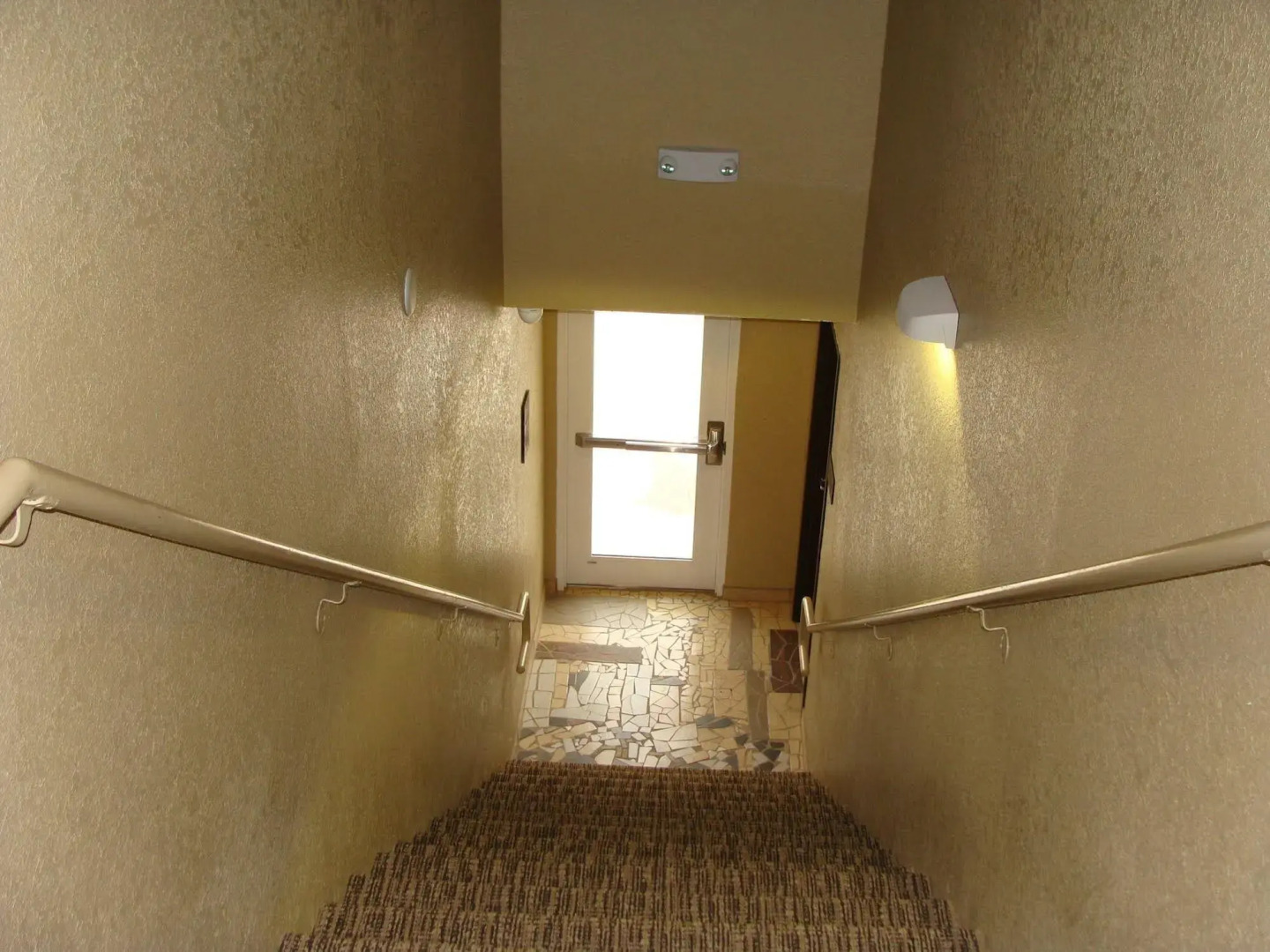 West Worth Inn and Suites