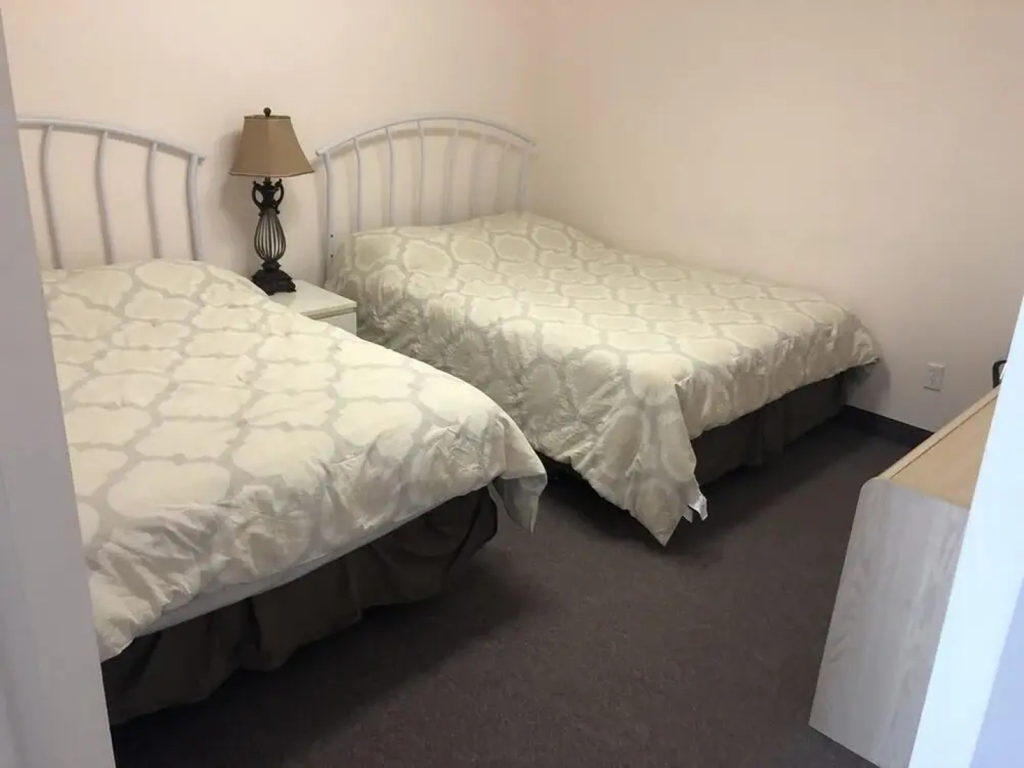 Imperial Hunter Hotel