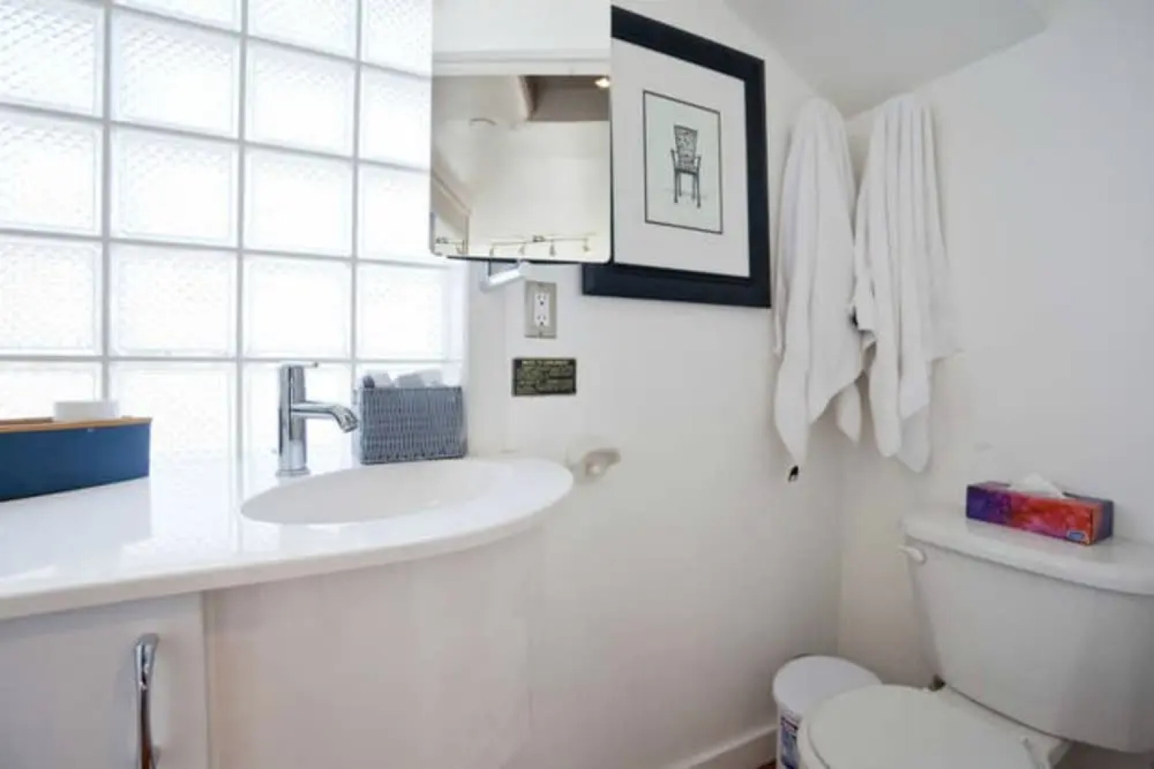 A Float Home B&B in Fisherman’s Wharf