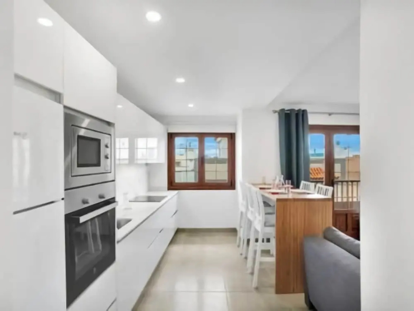 Nice Apartment With Terrace in Candelaria