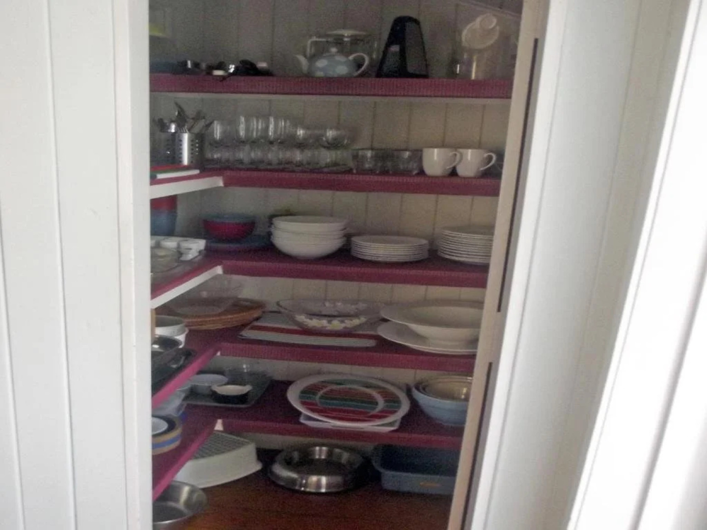 Montville Holiday House