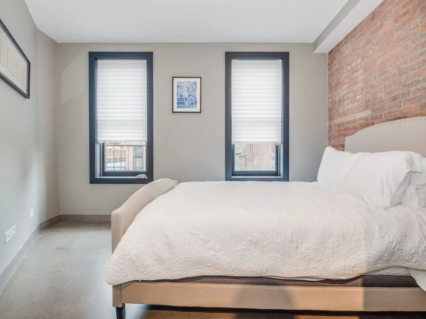 Deedee's Apartments - Lofts at Grove